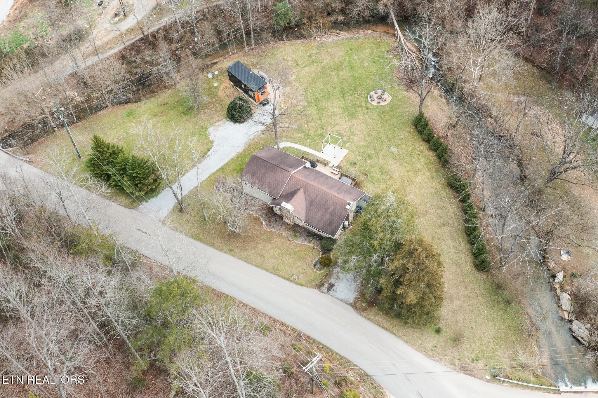 827 Mill Creek Rd Property Photo 34