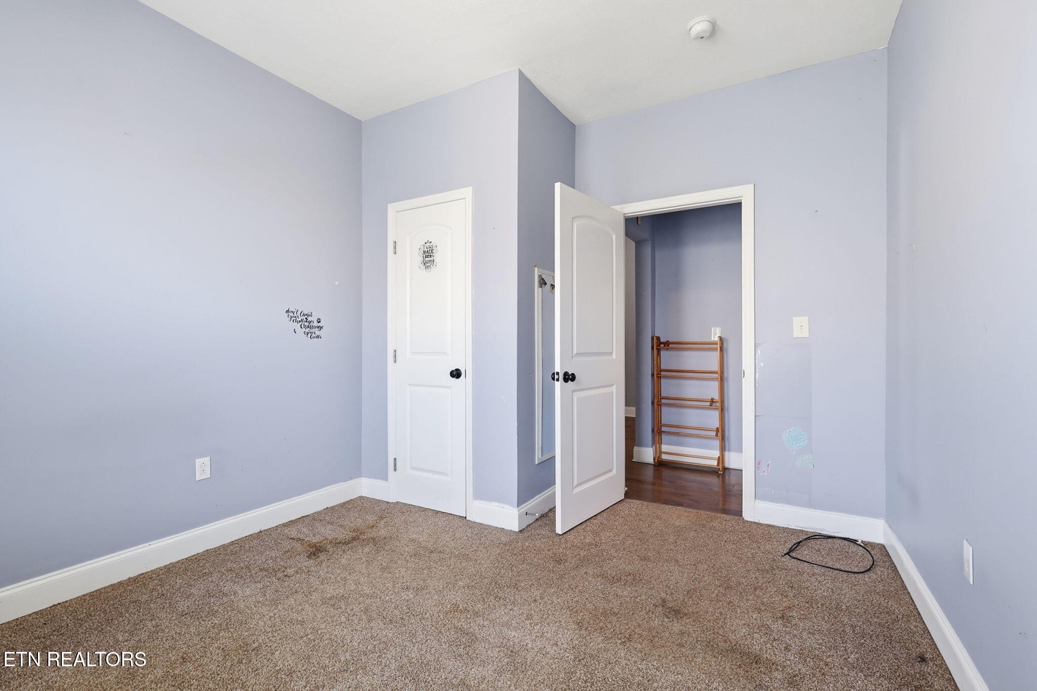 2446 Brown Ave Property Photo 21