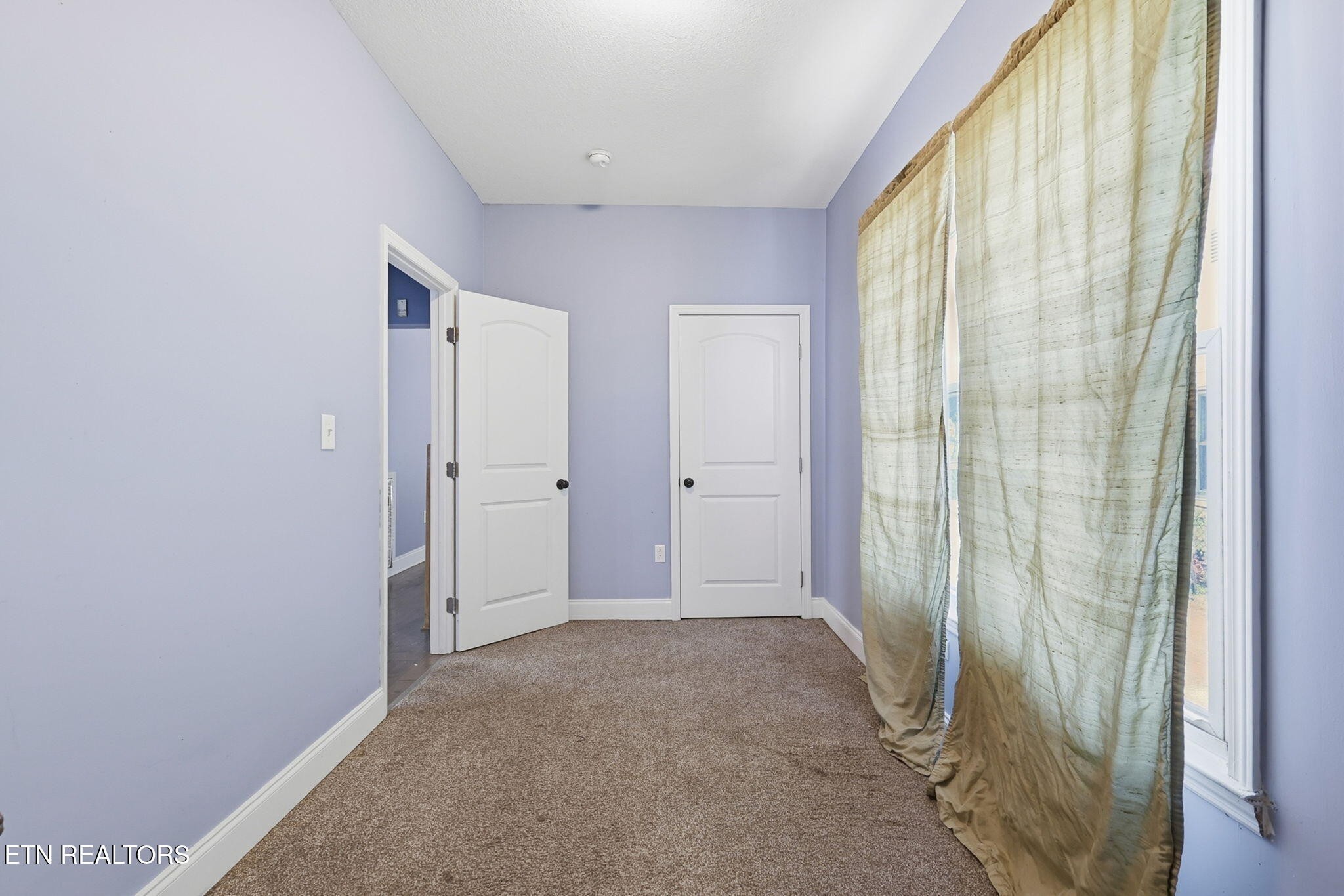 2446 Brown Ave Property Photo 23