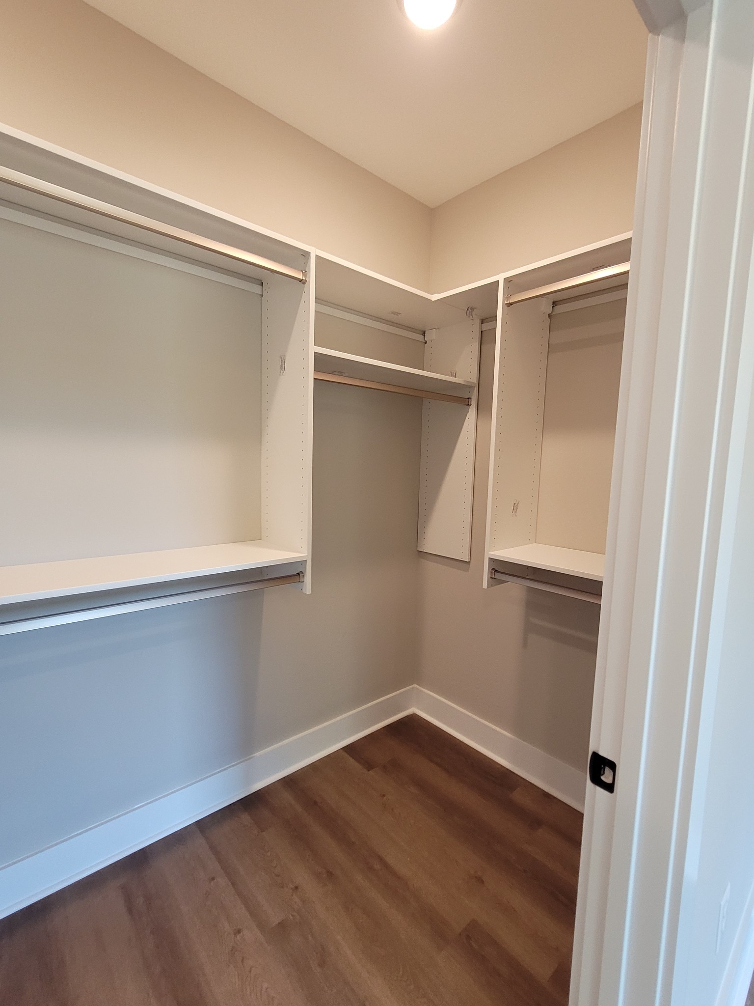 208 Sandalwood Way Property Photo 17