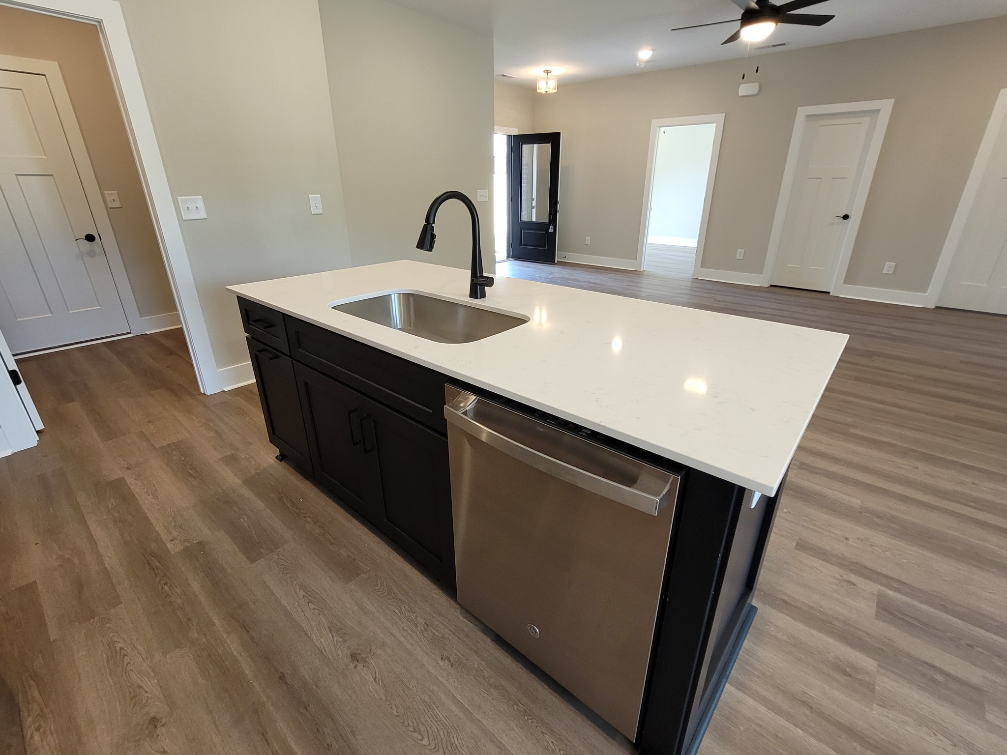 208 Sandalwood Way Property Photo 19
