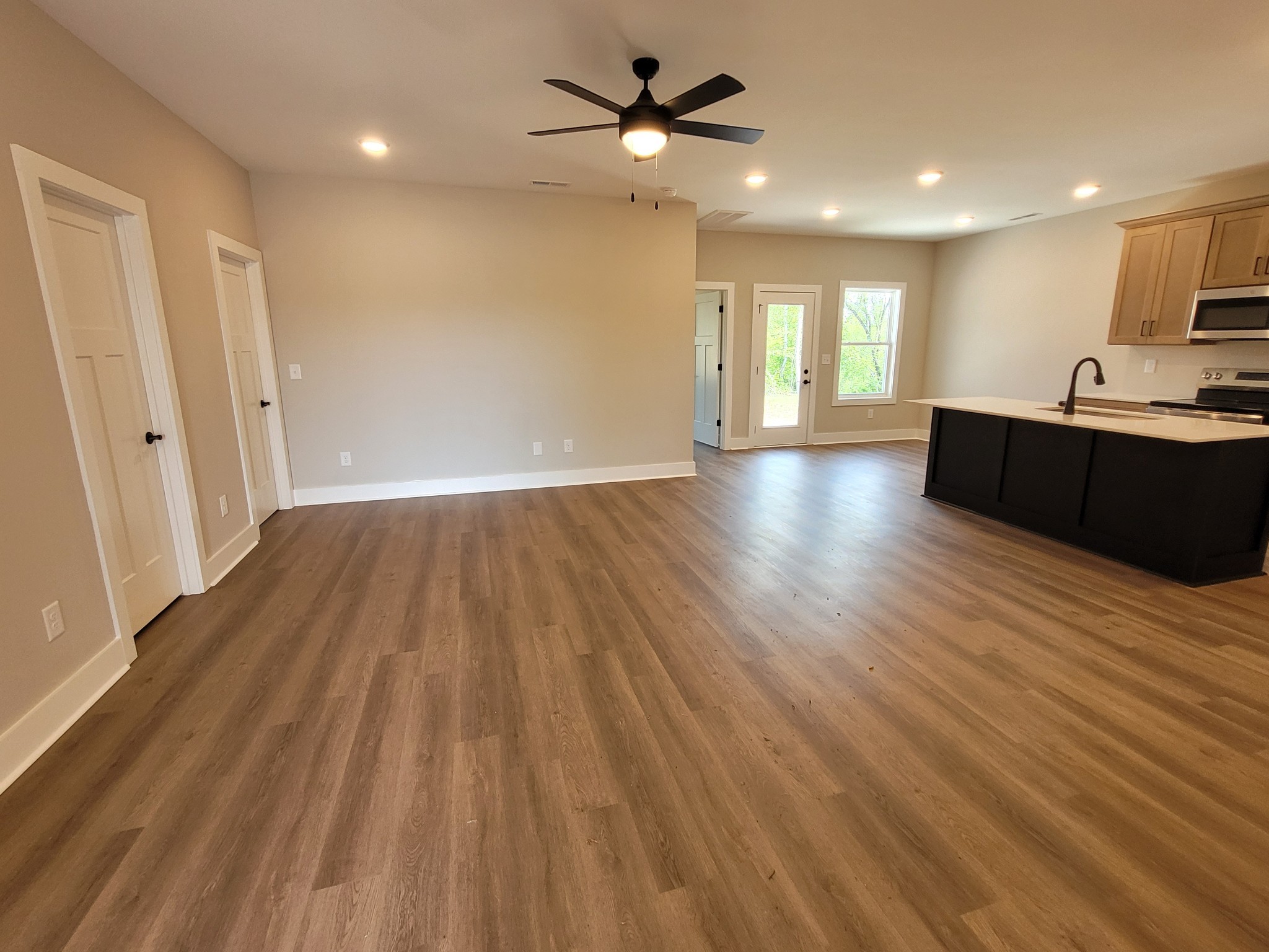 208 Sandalwood Way Property Photo 21