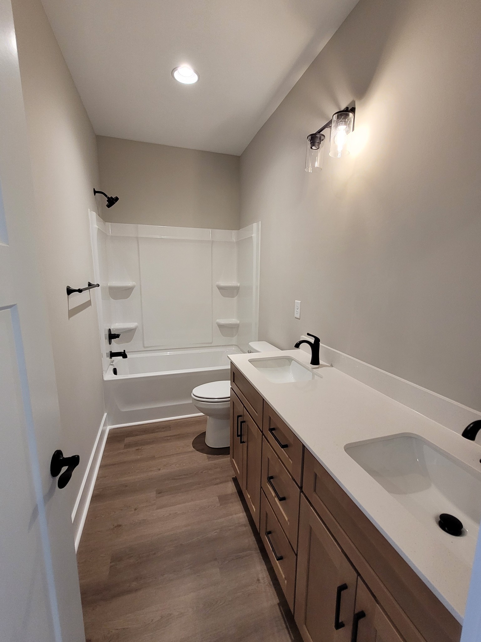 208 Sandalwood Way Property Photo 22