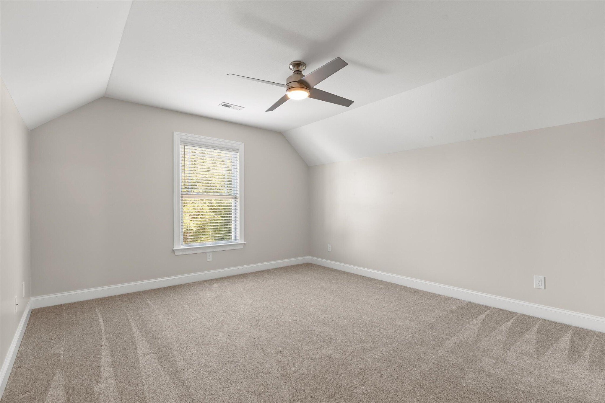 8604 Observation Lane Property Photo 27