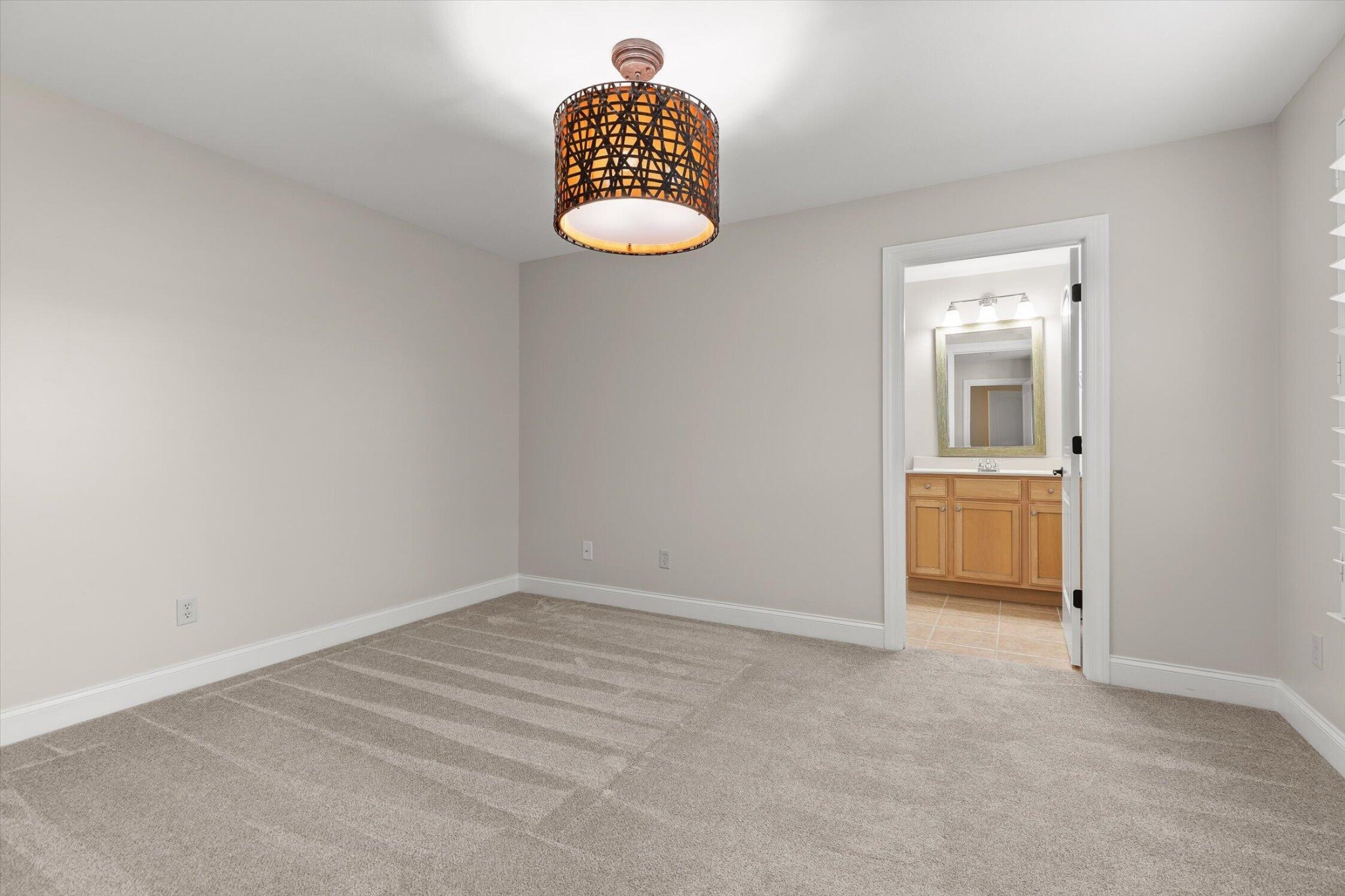8604 Observation Lane Property Photo 28