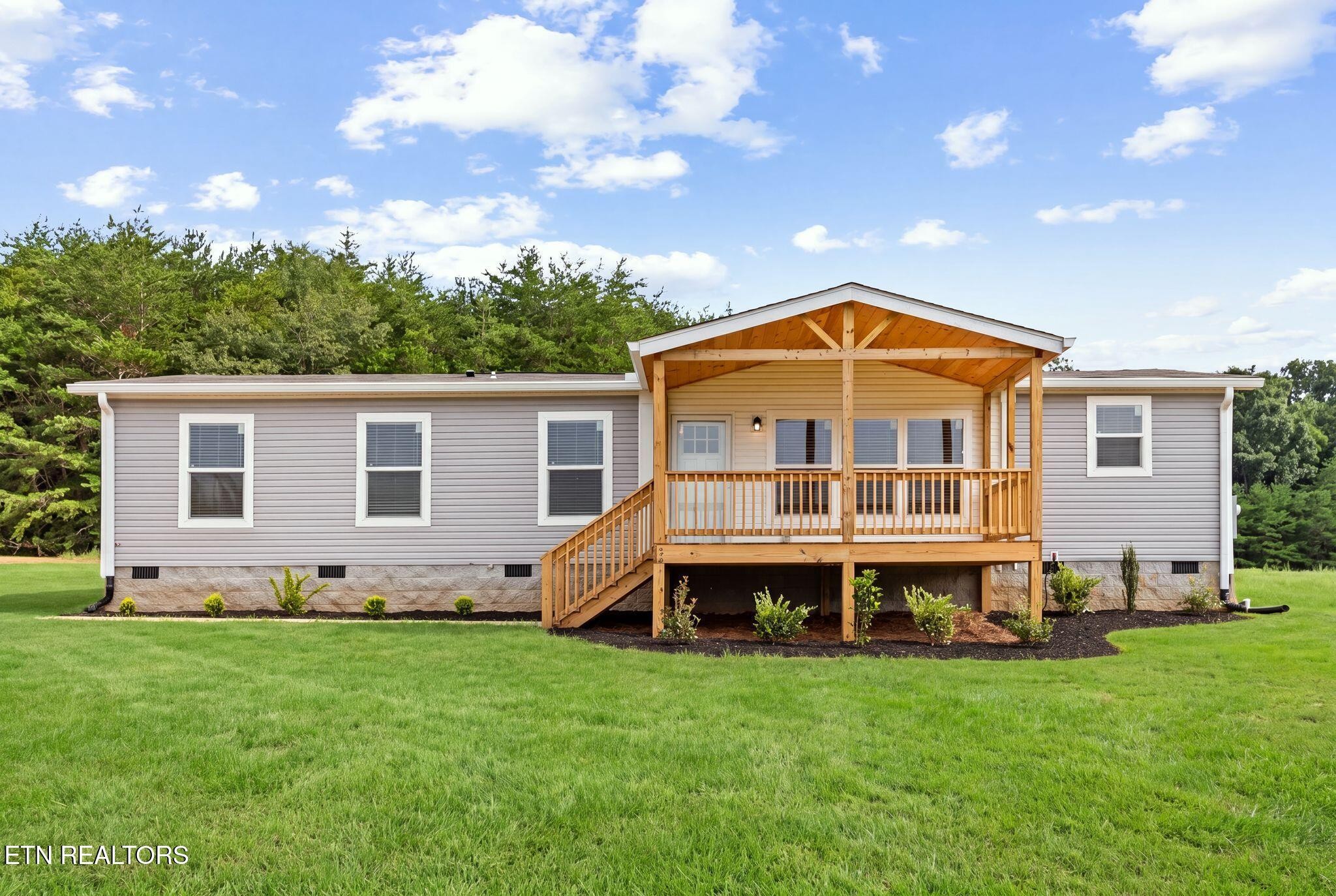 361 County Road 784a Property Photo 1