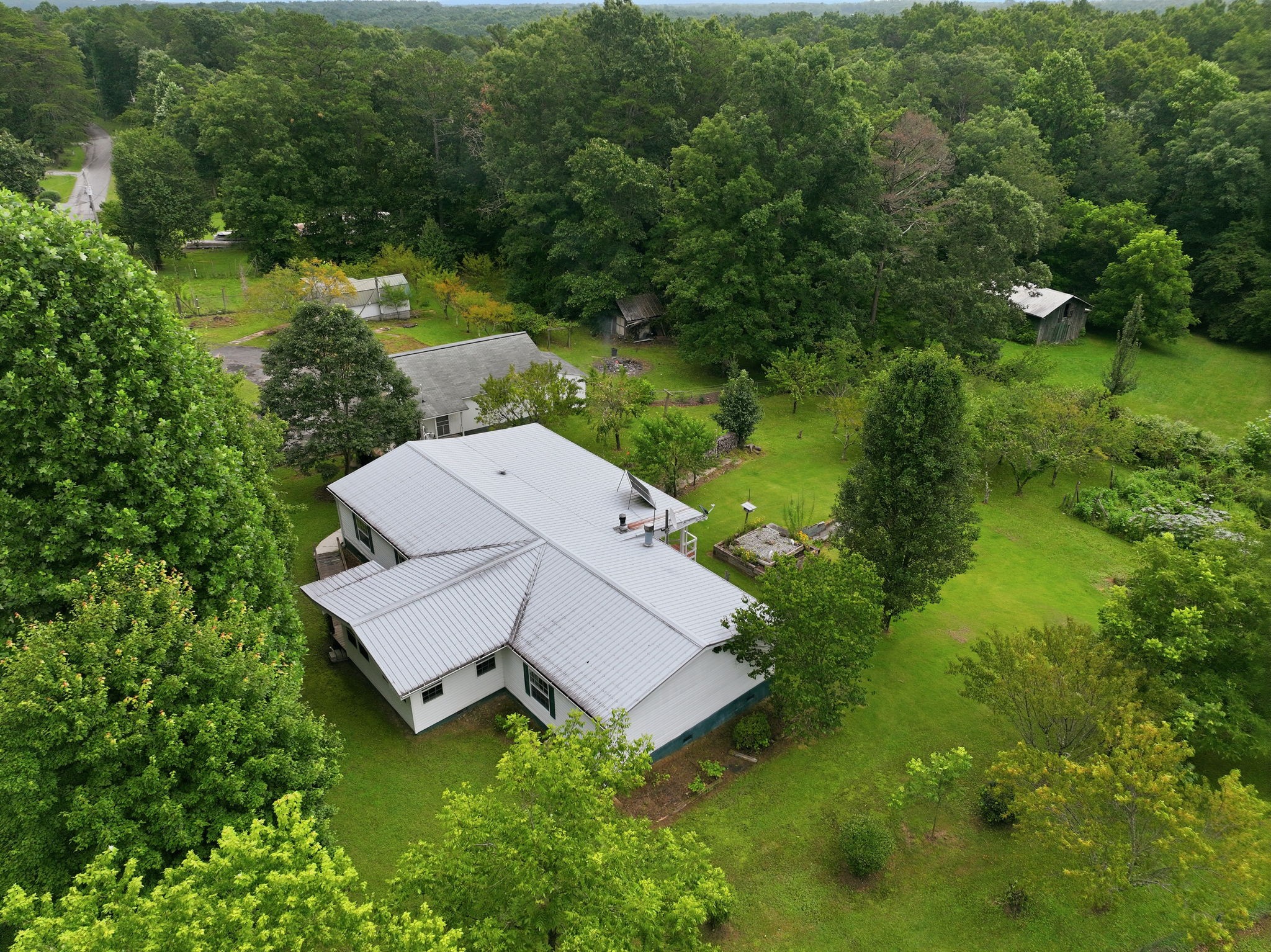 704 Canyon Dr