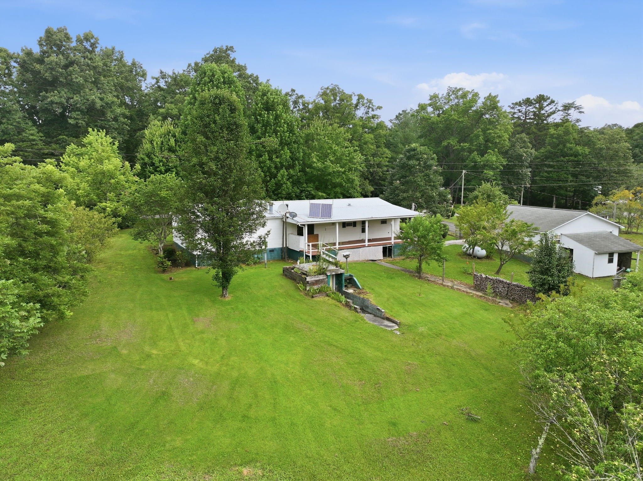 704 Canyon Dr Property Photo 5