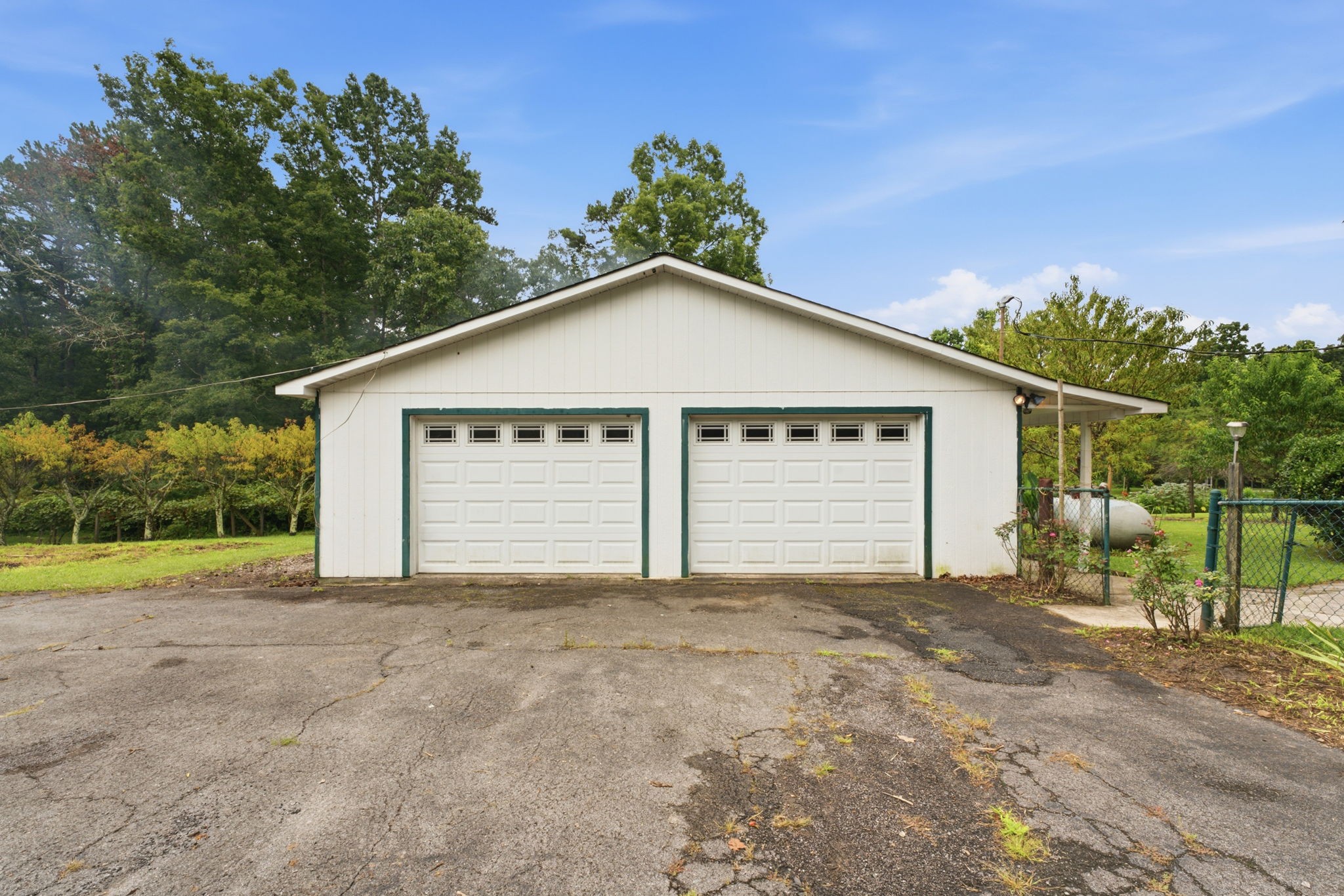 704 Canyon Dr Property Photo 8