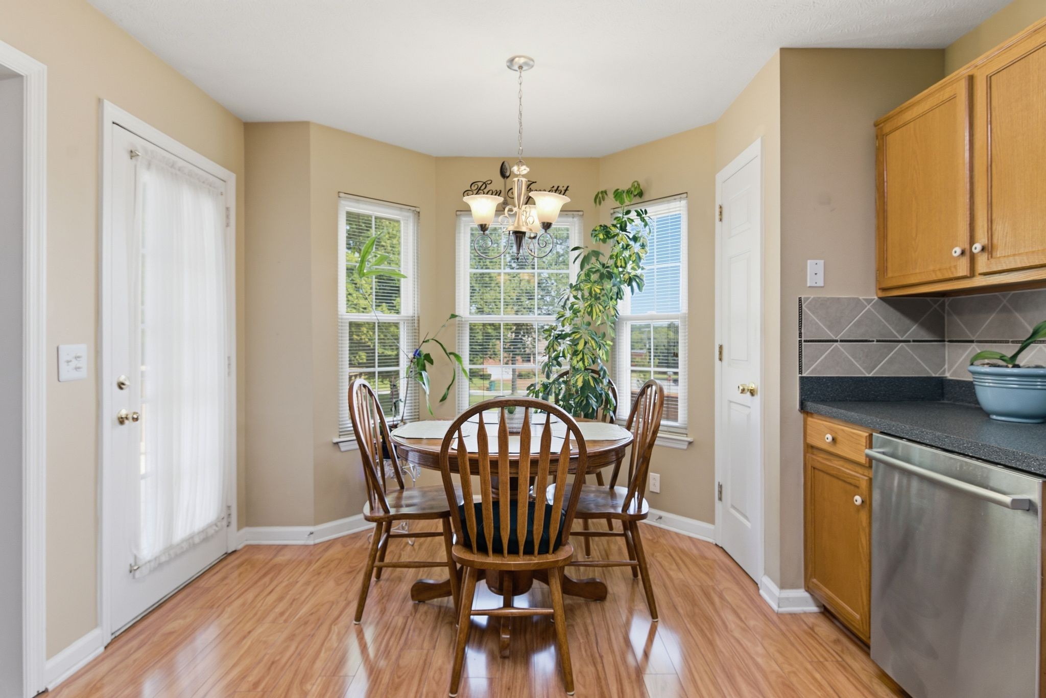 3512 Pinwheel Dr Property Photo 17