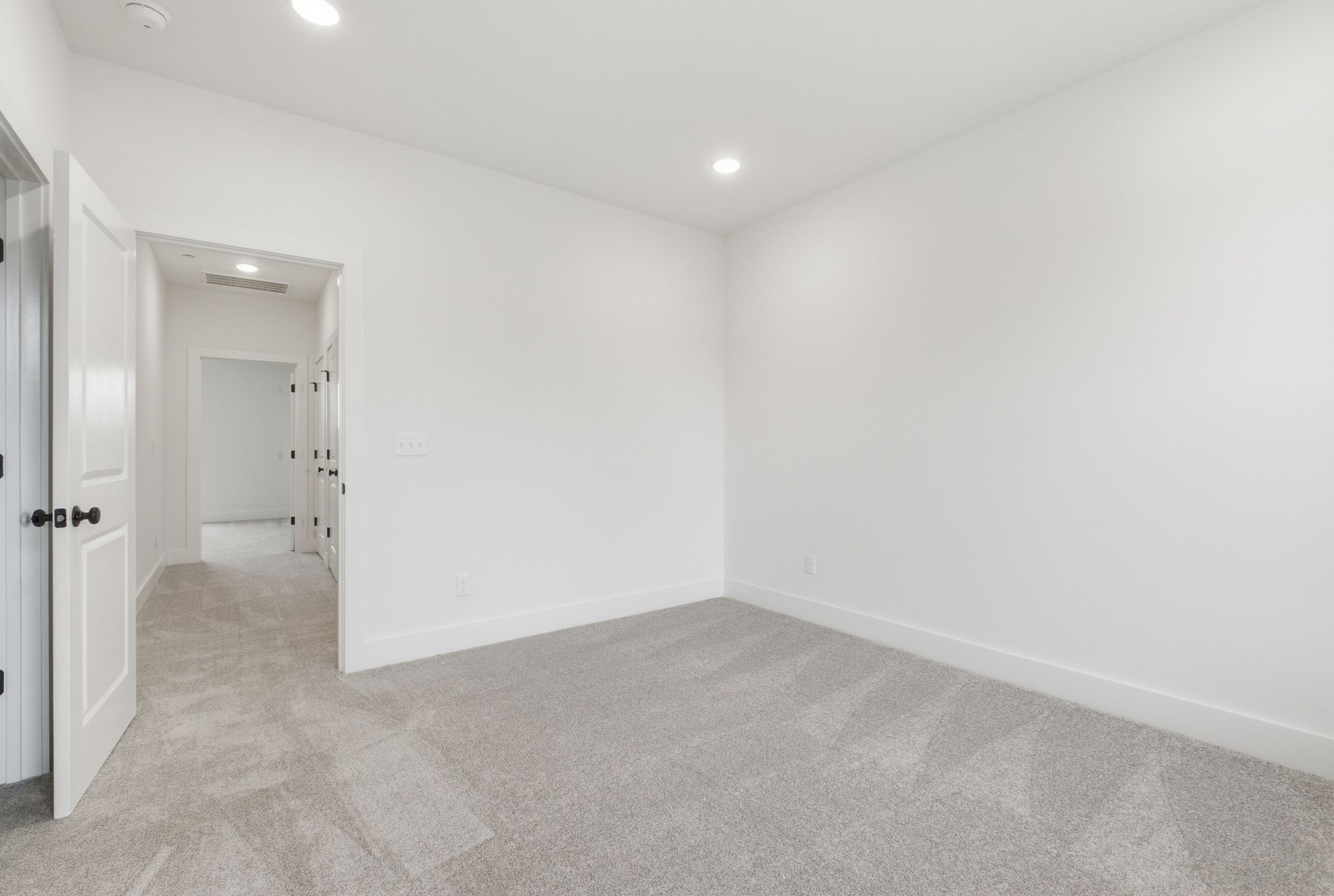 152 Nearwater Place Property Photo 15