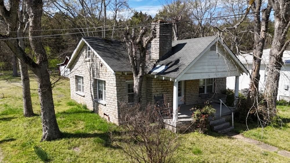 7099 S Lamar Rd Property Photo 1