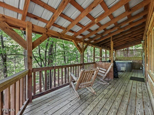 2208 Lake View Ln Property Photo 6