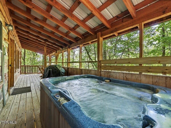 2208 Lake View Ln Property Photo 21