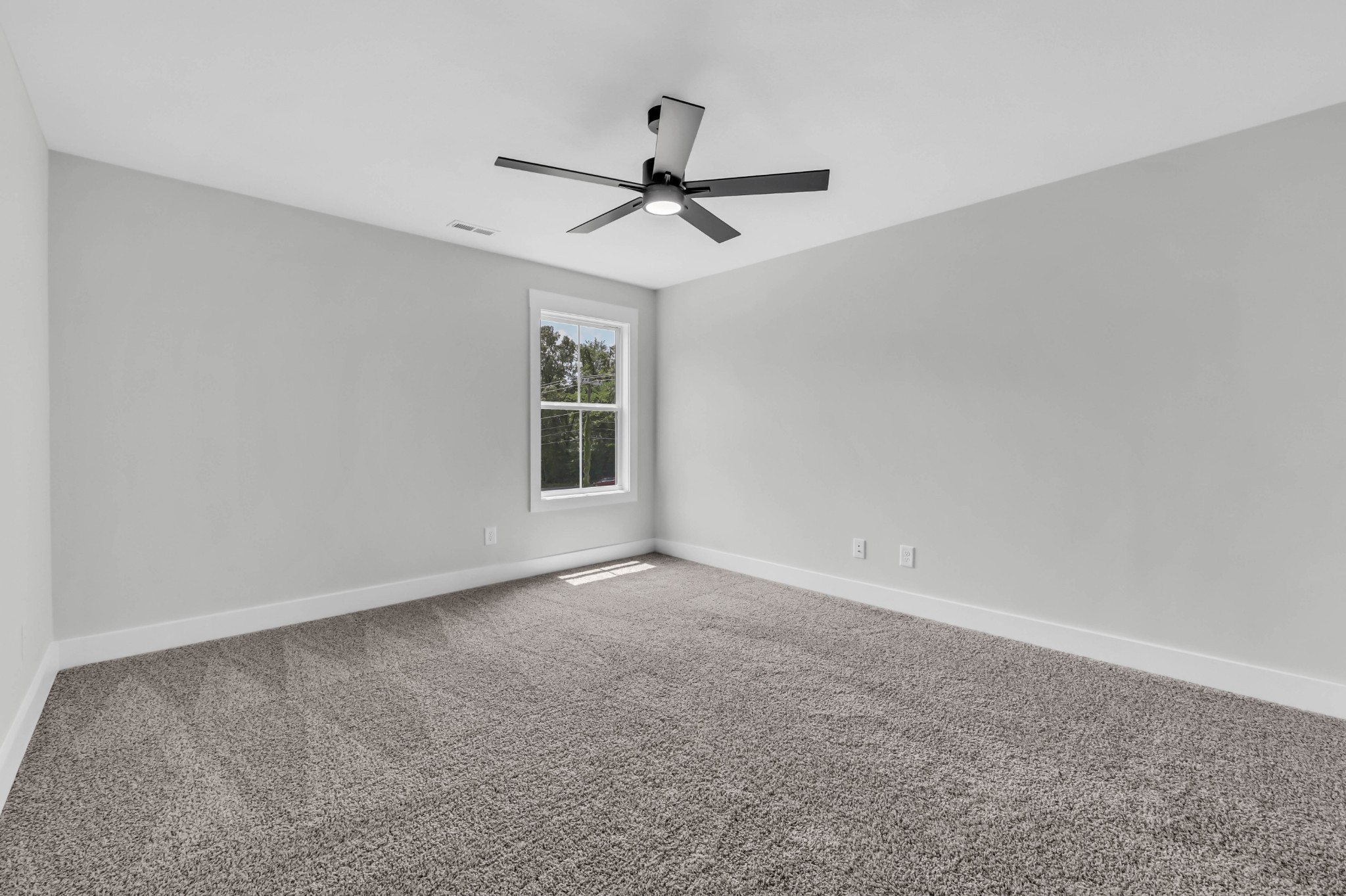 1717 Powell Rd Property Photo 33