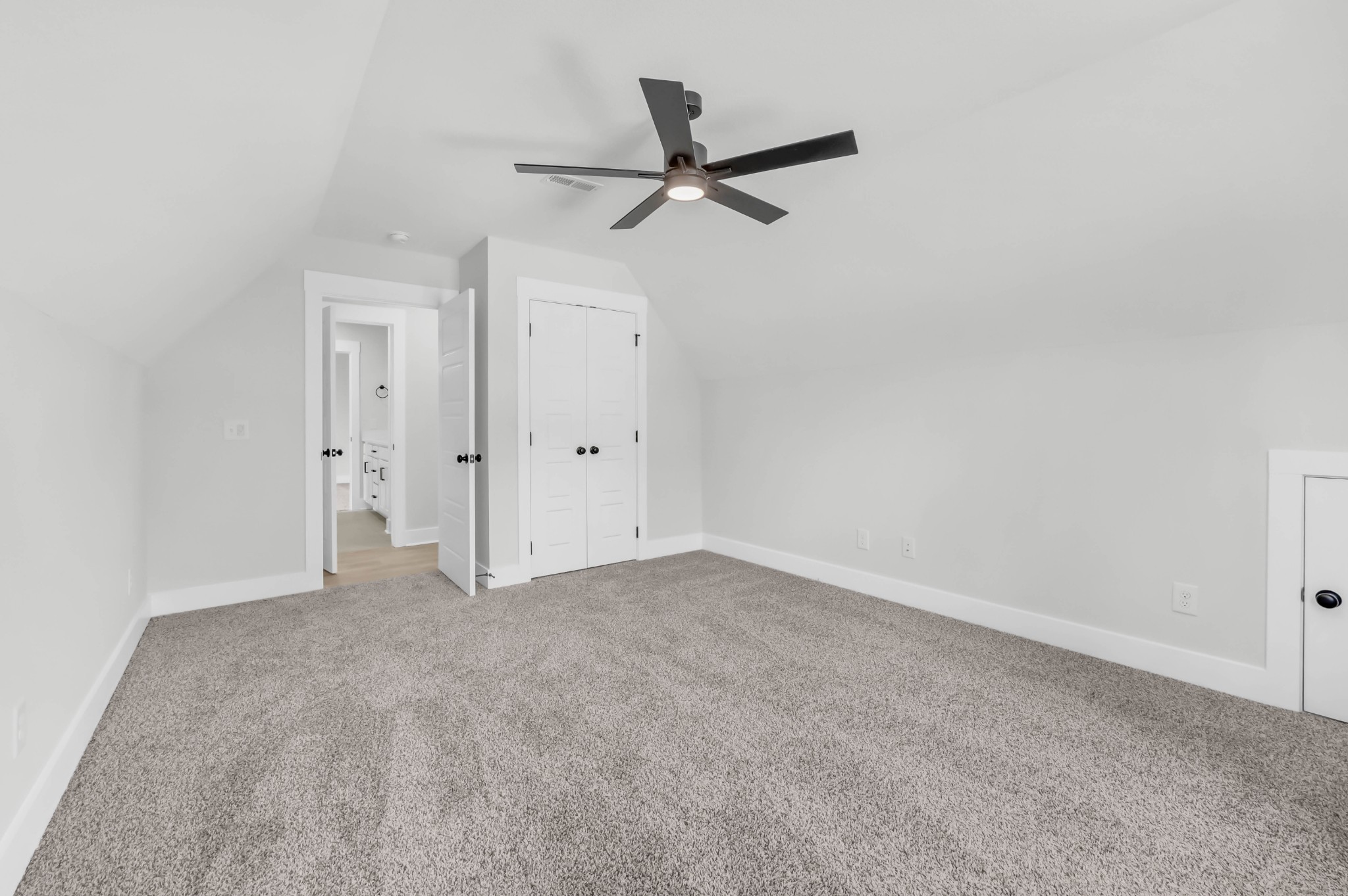 1717 Powell Rd Property Photo 41