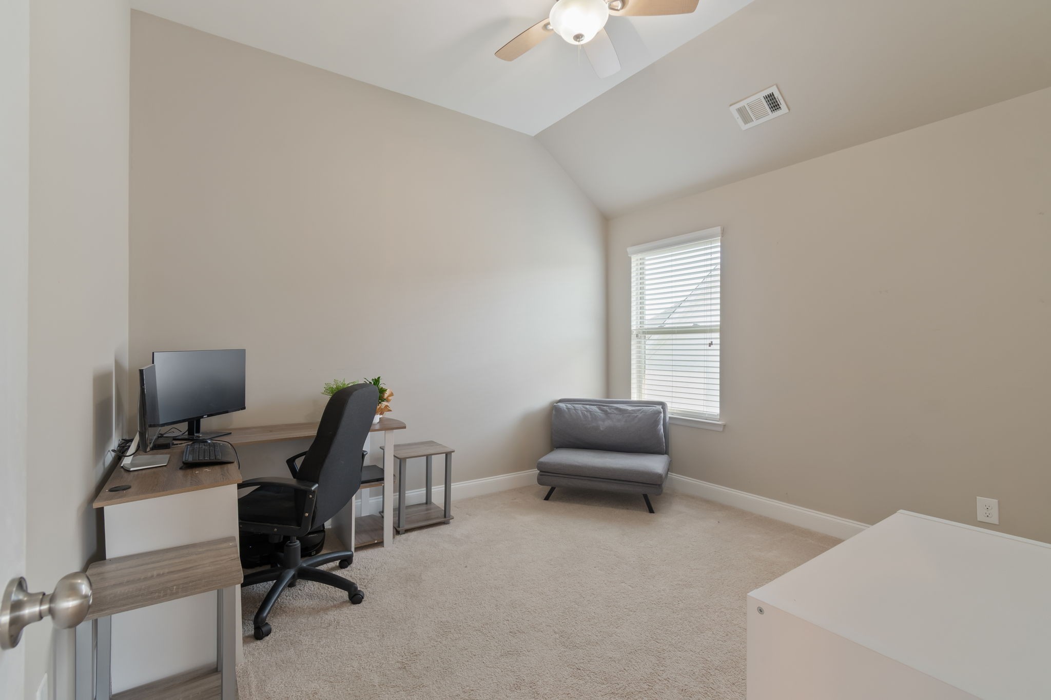 1023 Brixworth Dr Property Photo 38