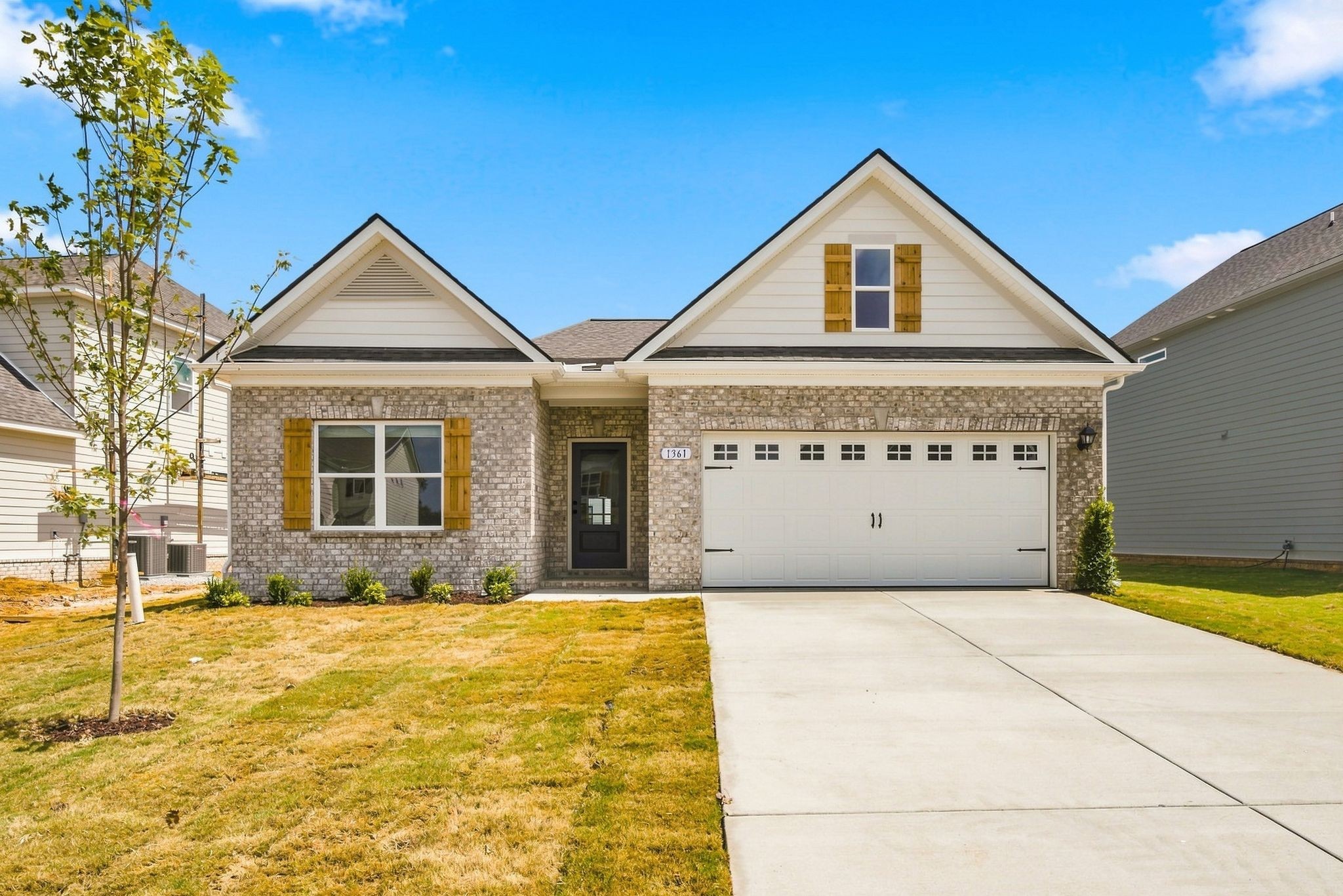 1361 English Oak Drive Property Photo 1