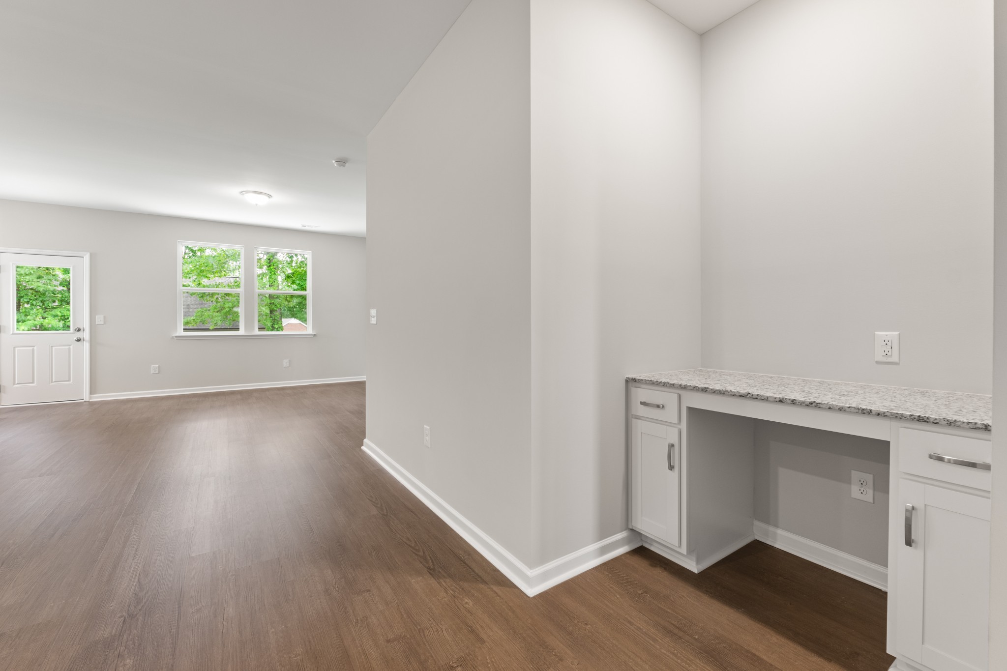 34 Aurora Cir Property Photo 6