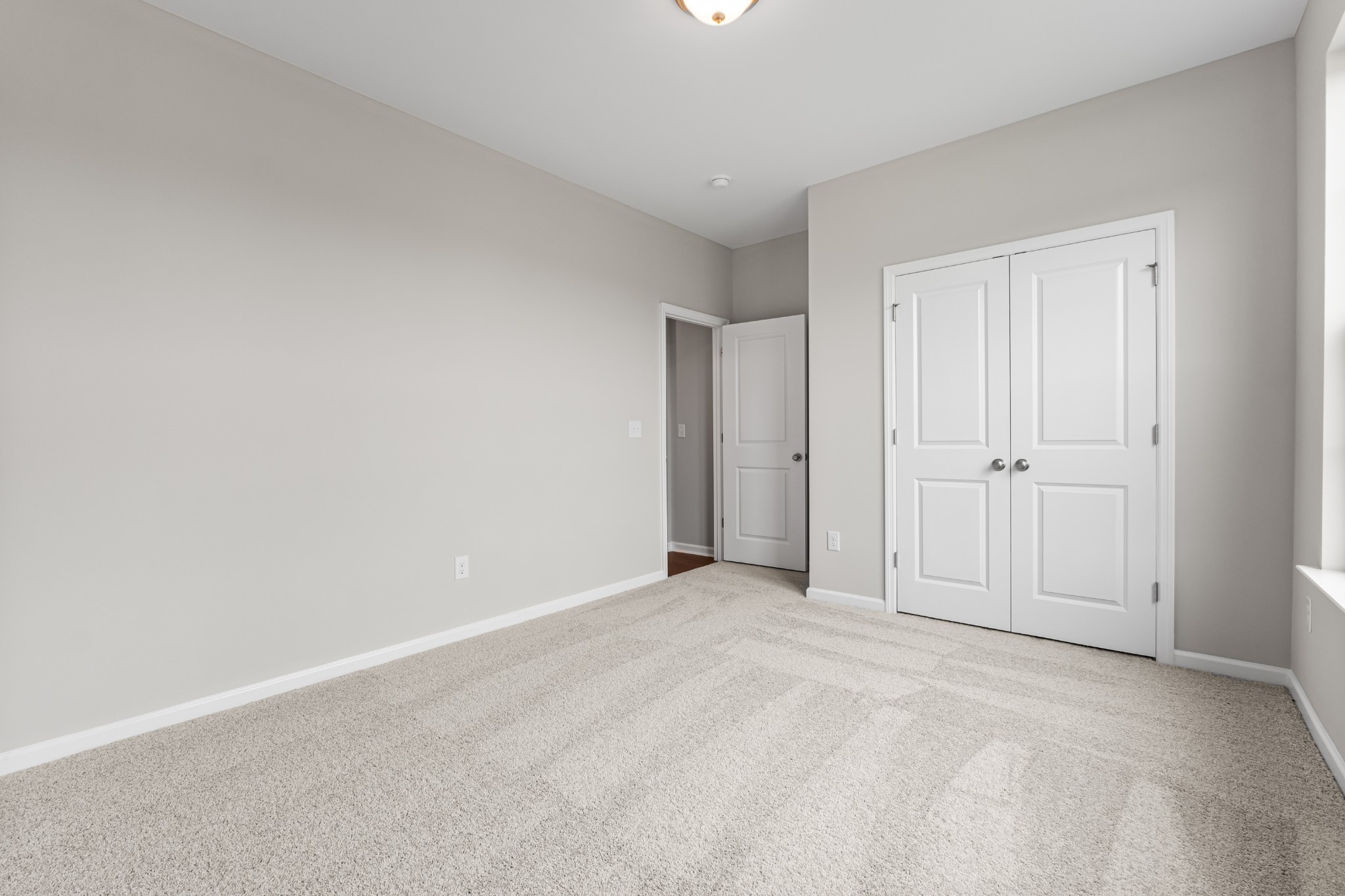 34 Aurora Cir Property Photo 23
