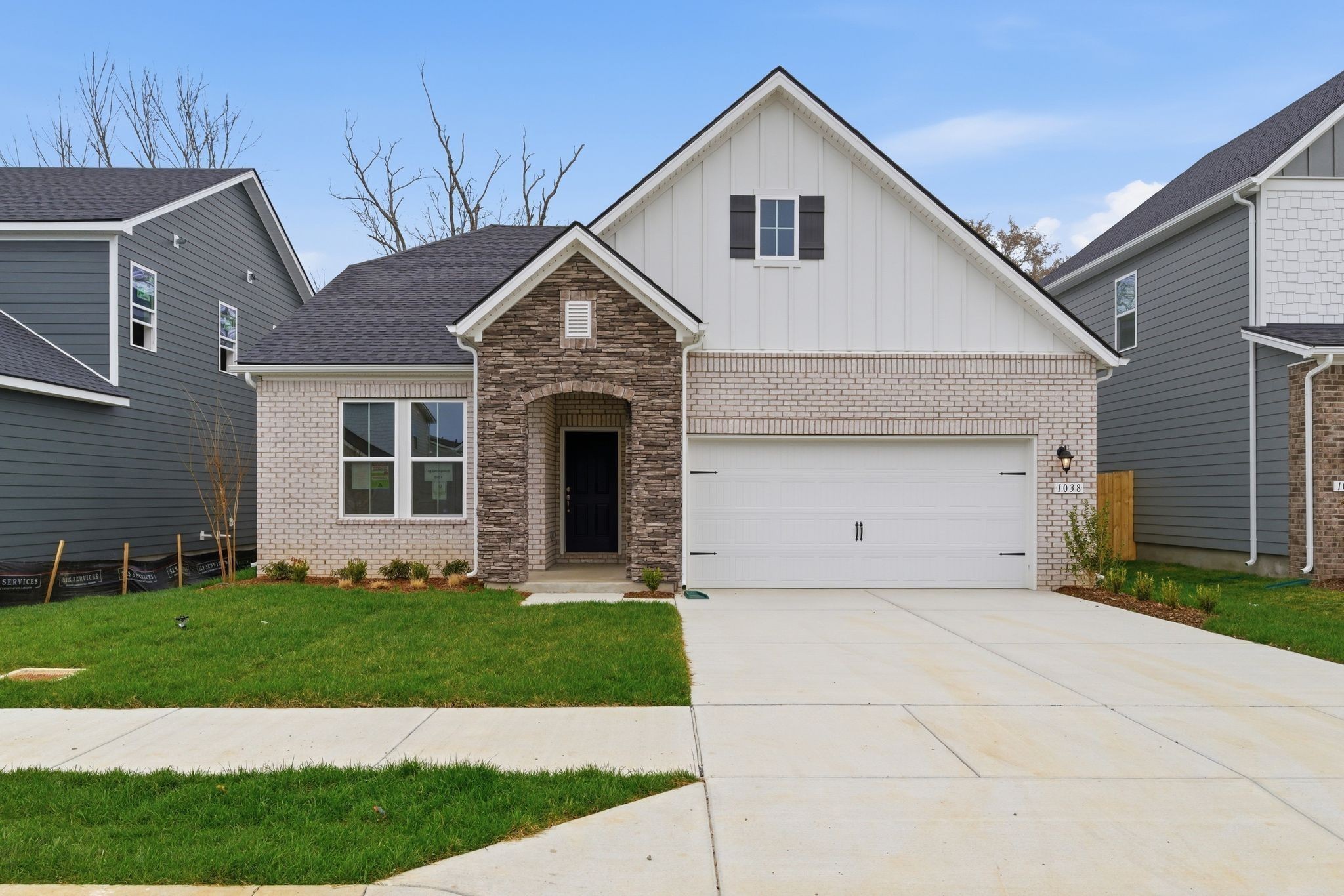 1038 Lionheart Drive Property Photo 1