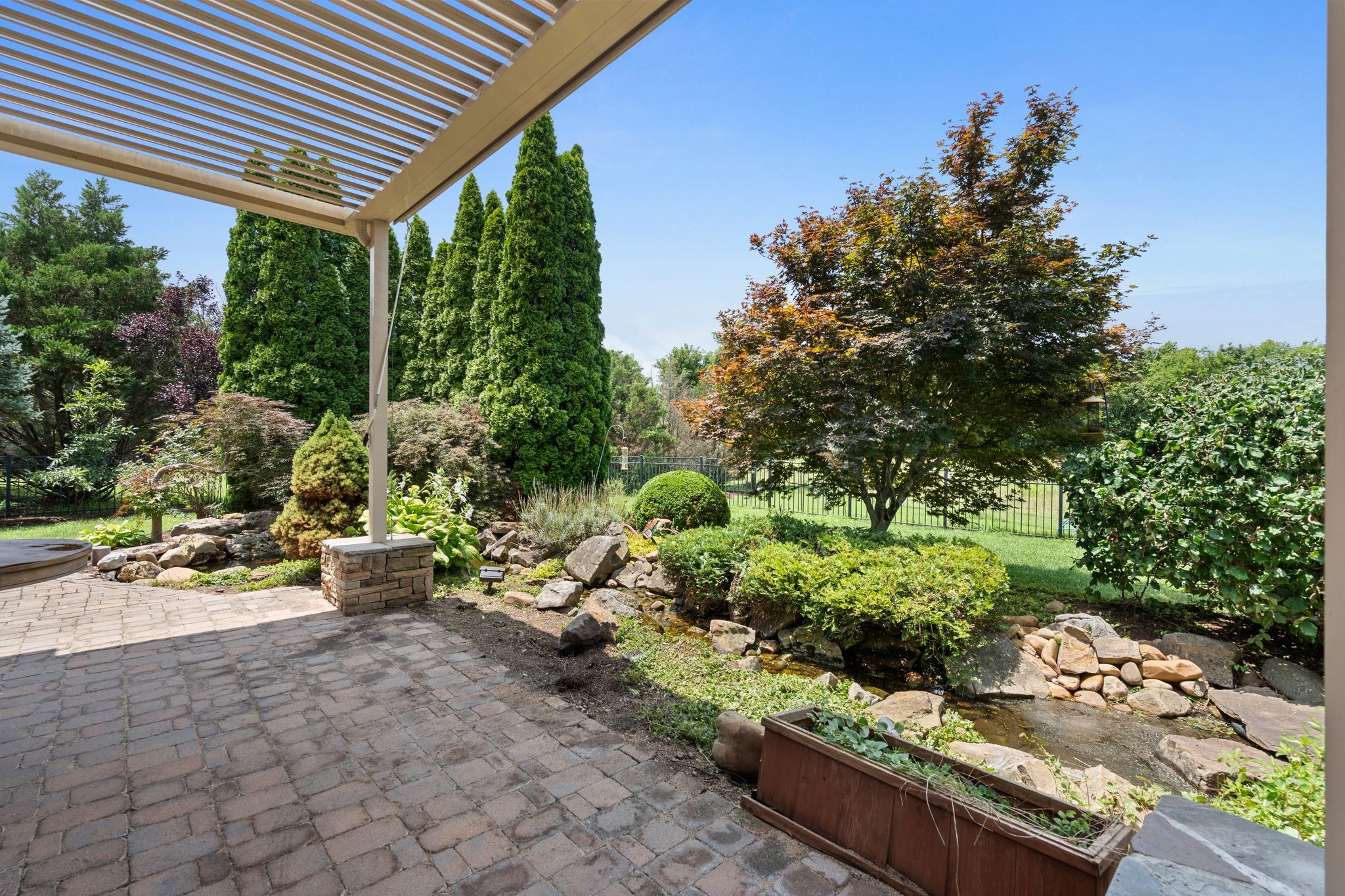 417 Eclipse Dr Property Photo 45