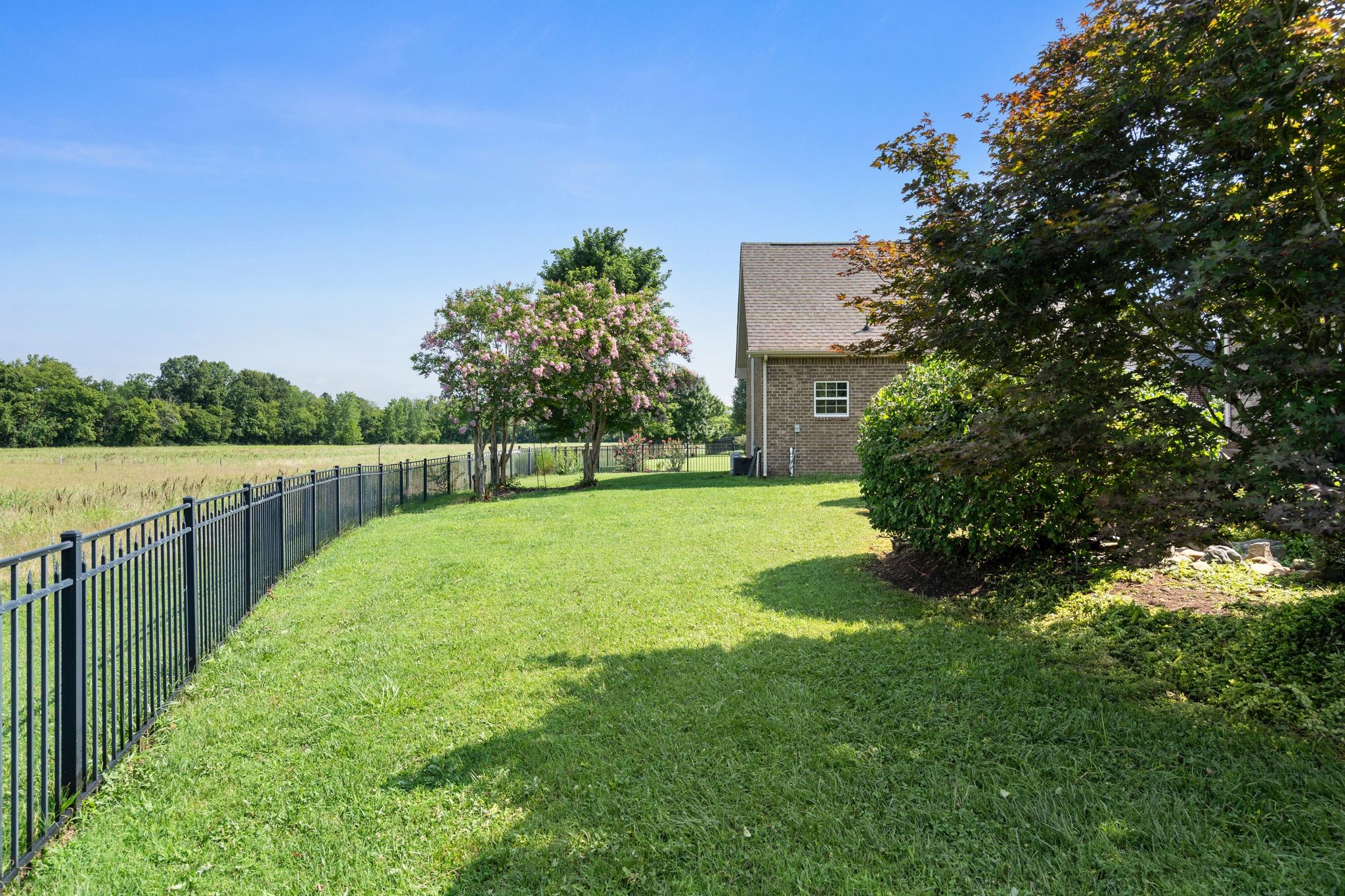 417 Eclipse Dr Property Photo 47
