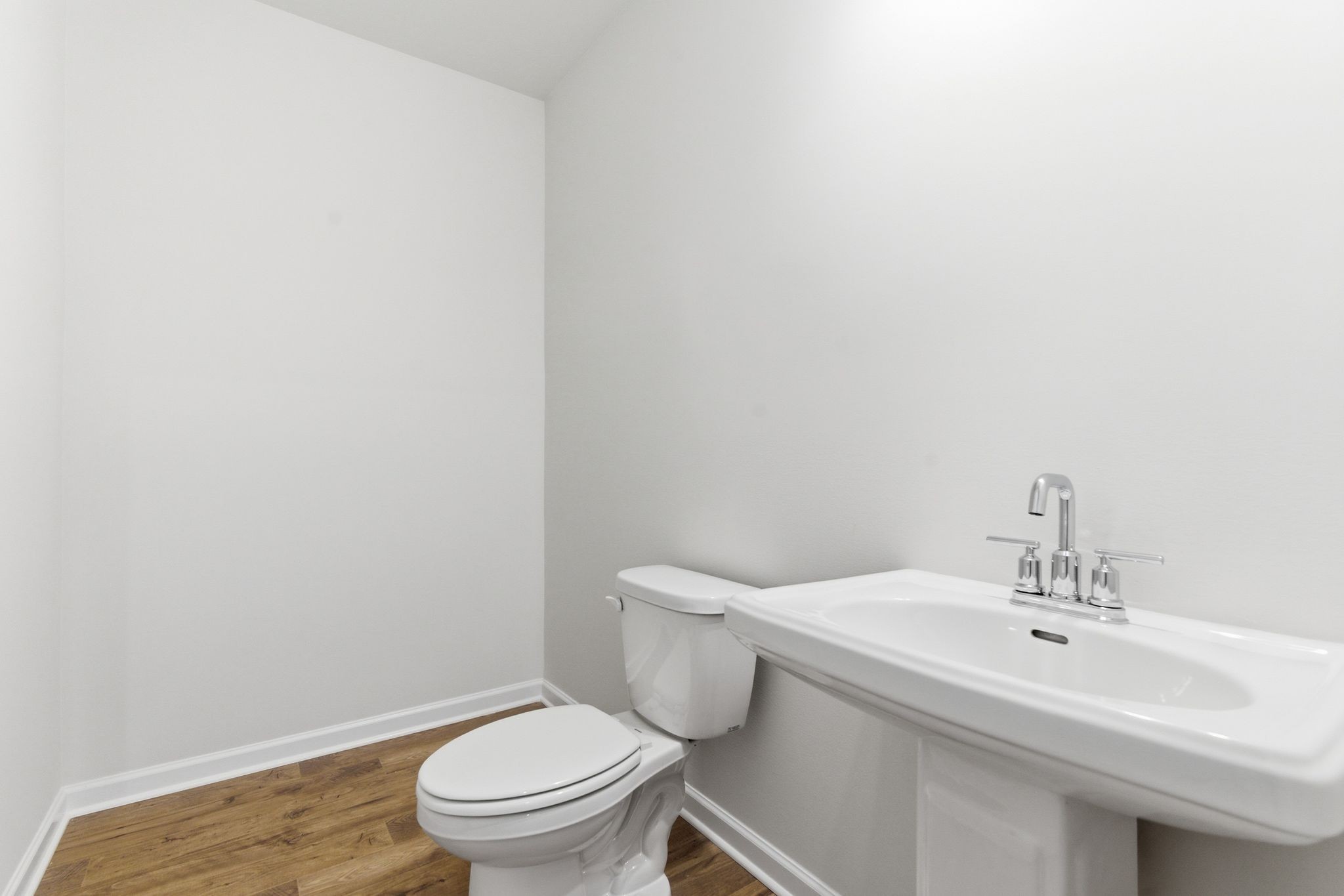 1235 Wallace Way, E Property Photo 11