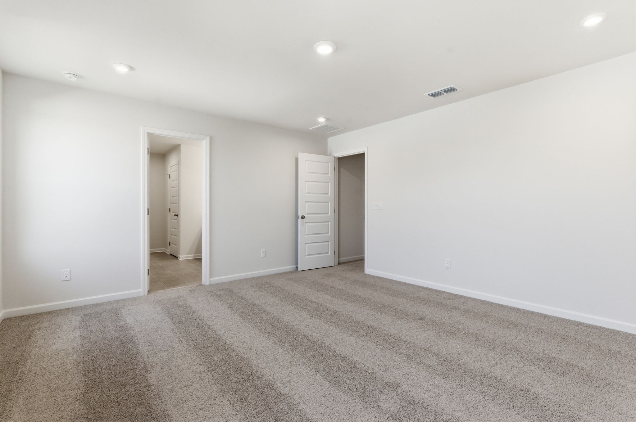 1235 Wallace Way, E Property Photo 15
