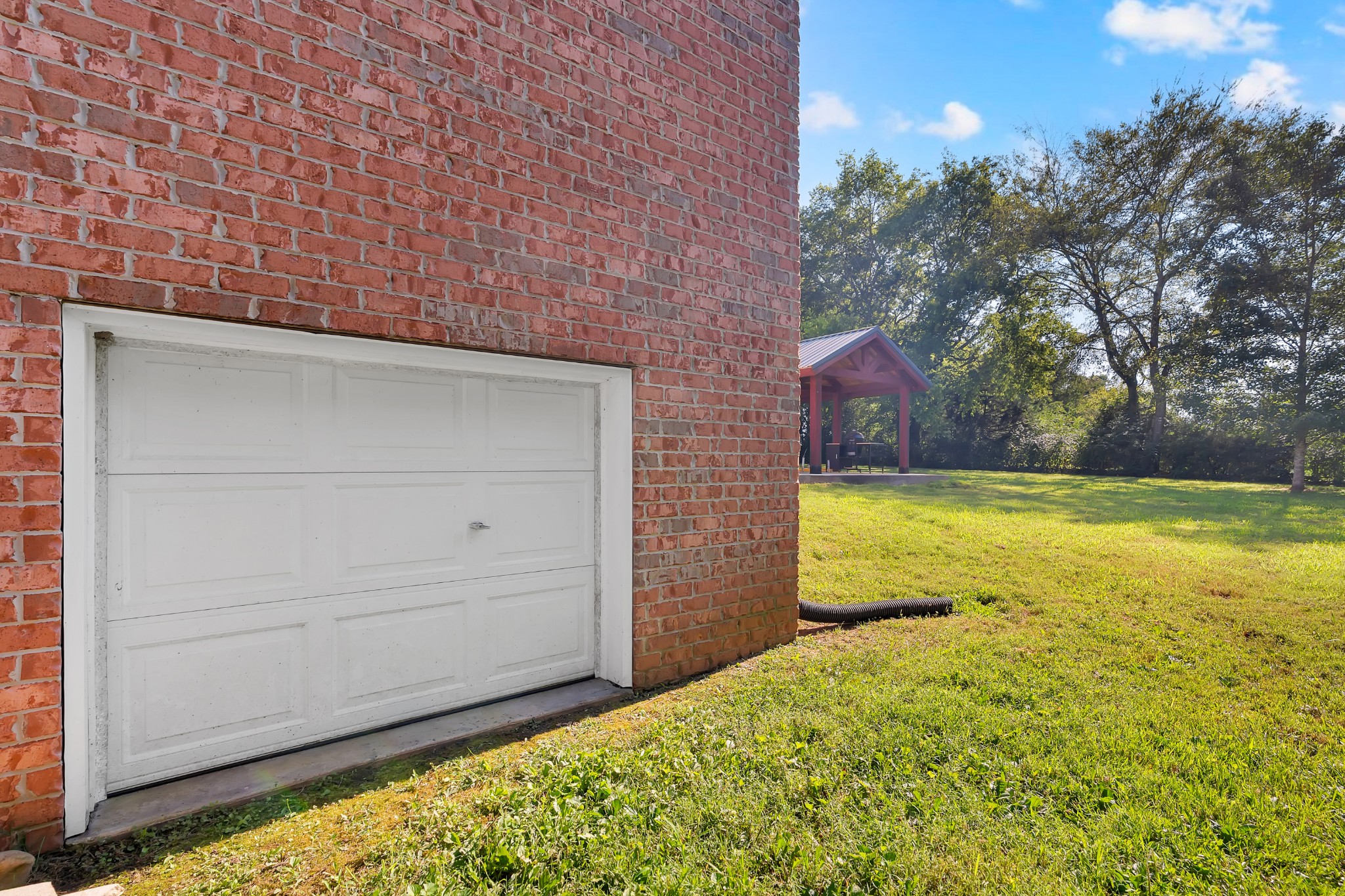 451 Bell Dr, W Property Photo 13