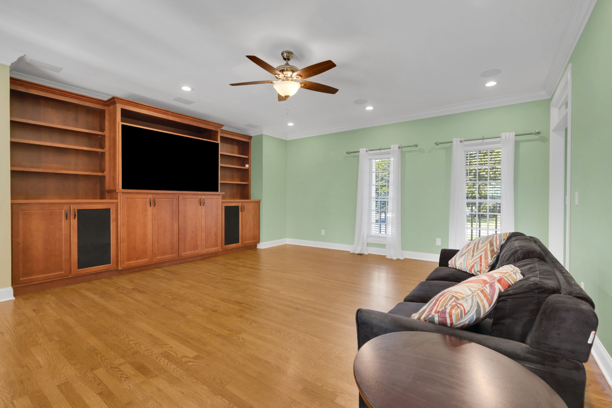 451 Bell Dr, W Property Photo 33