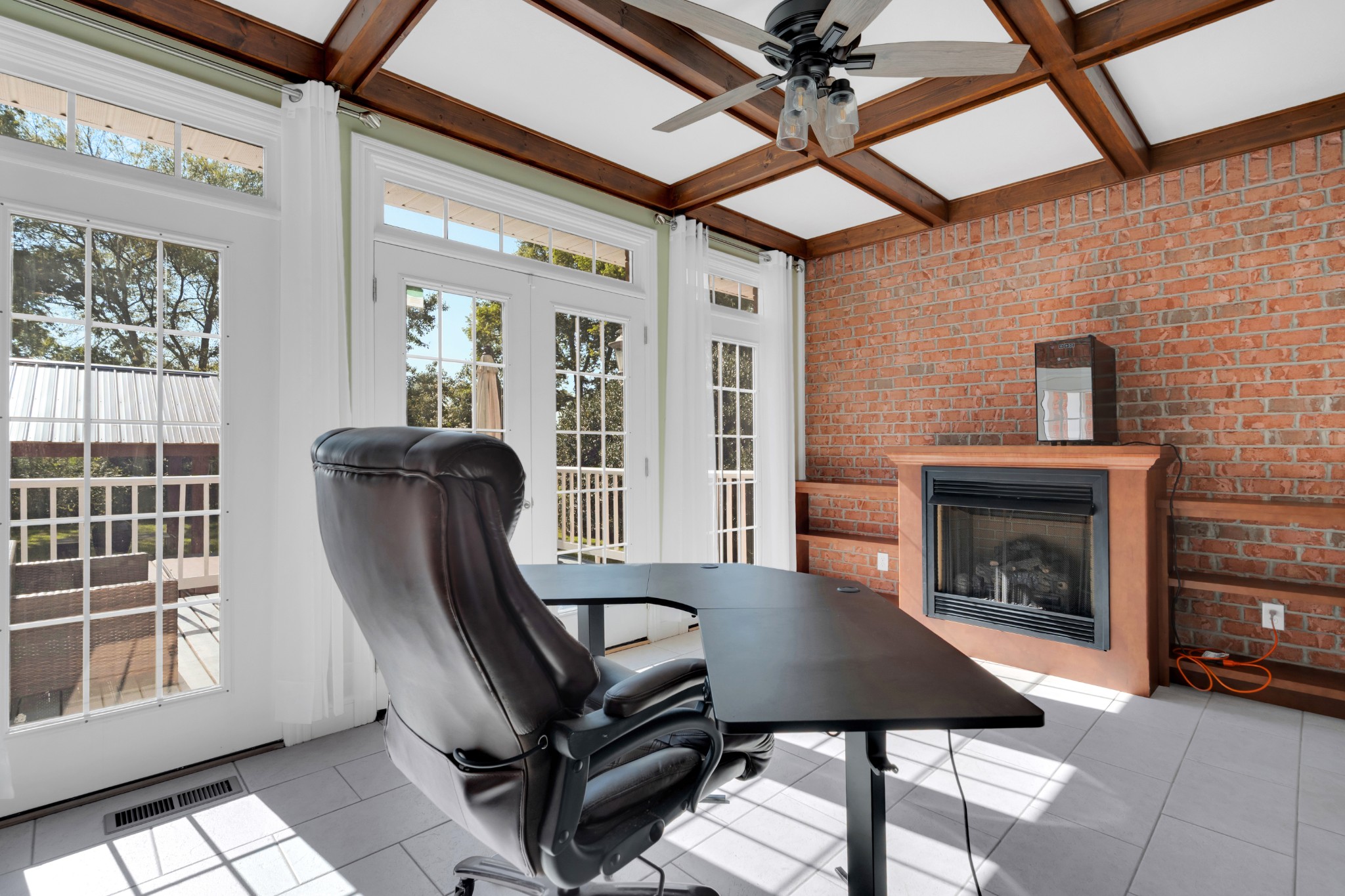 451 Bell Dr, W Property Photo 40