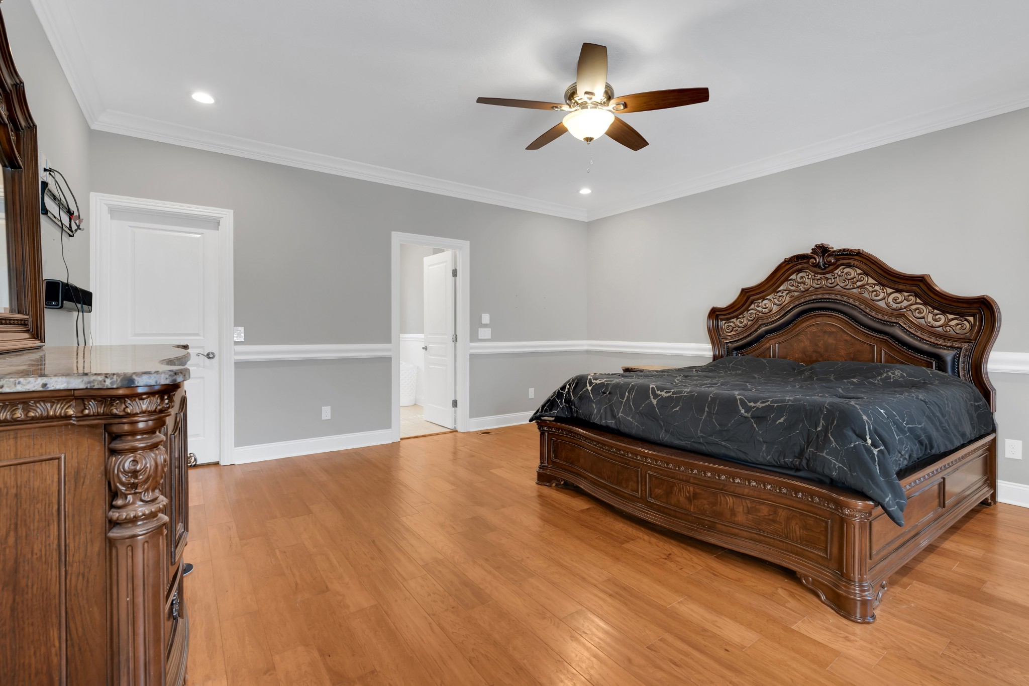 451 Bell Dr, W Property Photo 43