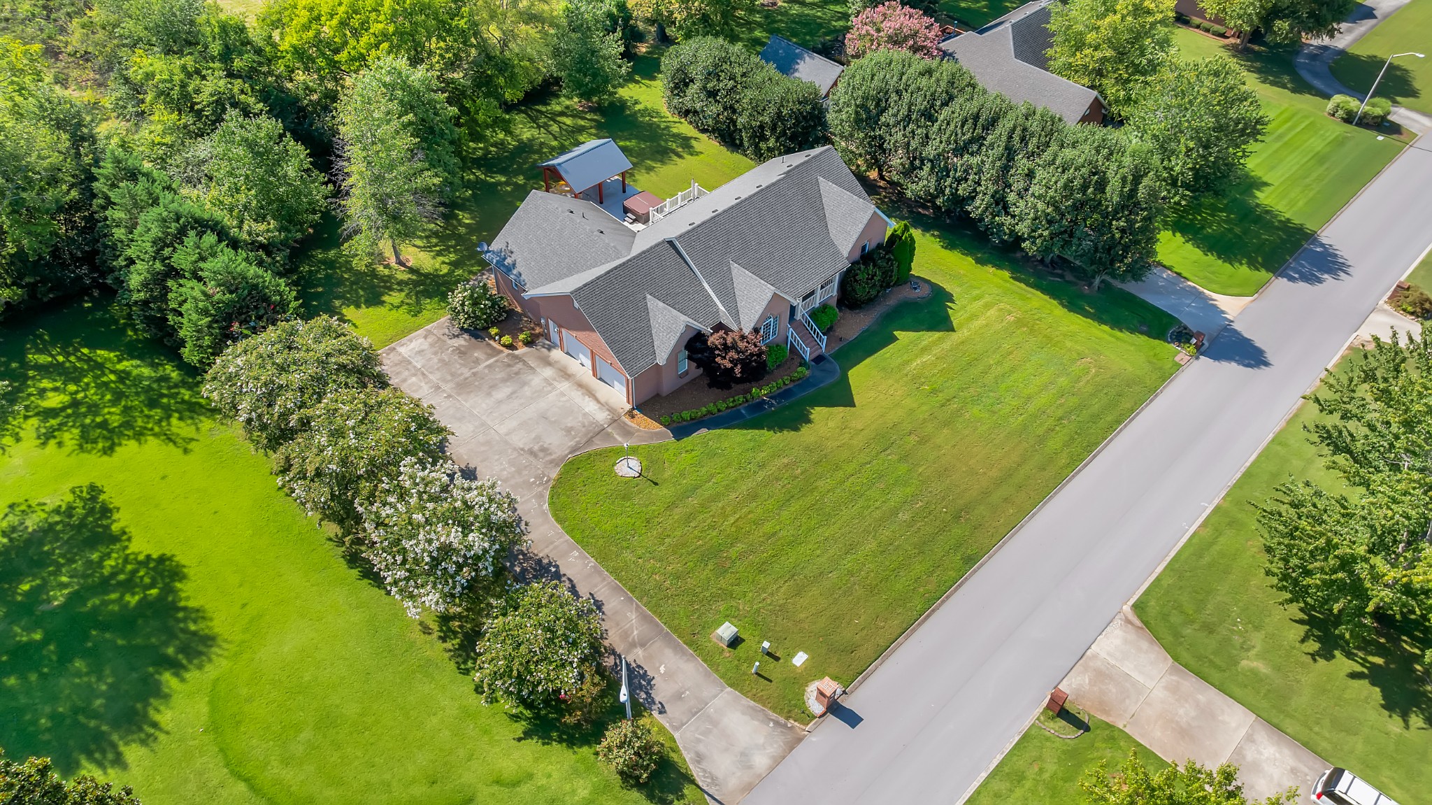 451 Bell Dr, W Property Photo 74