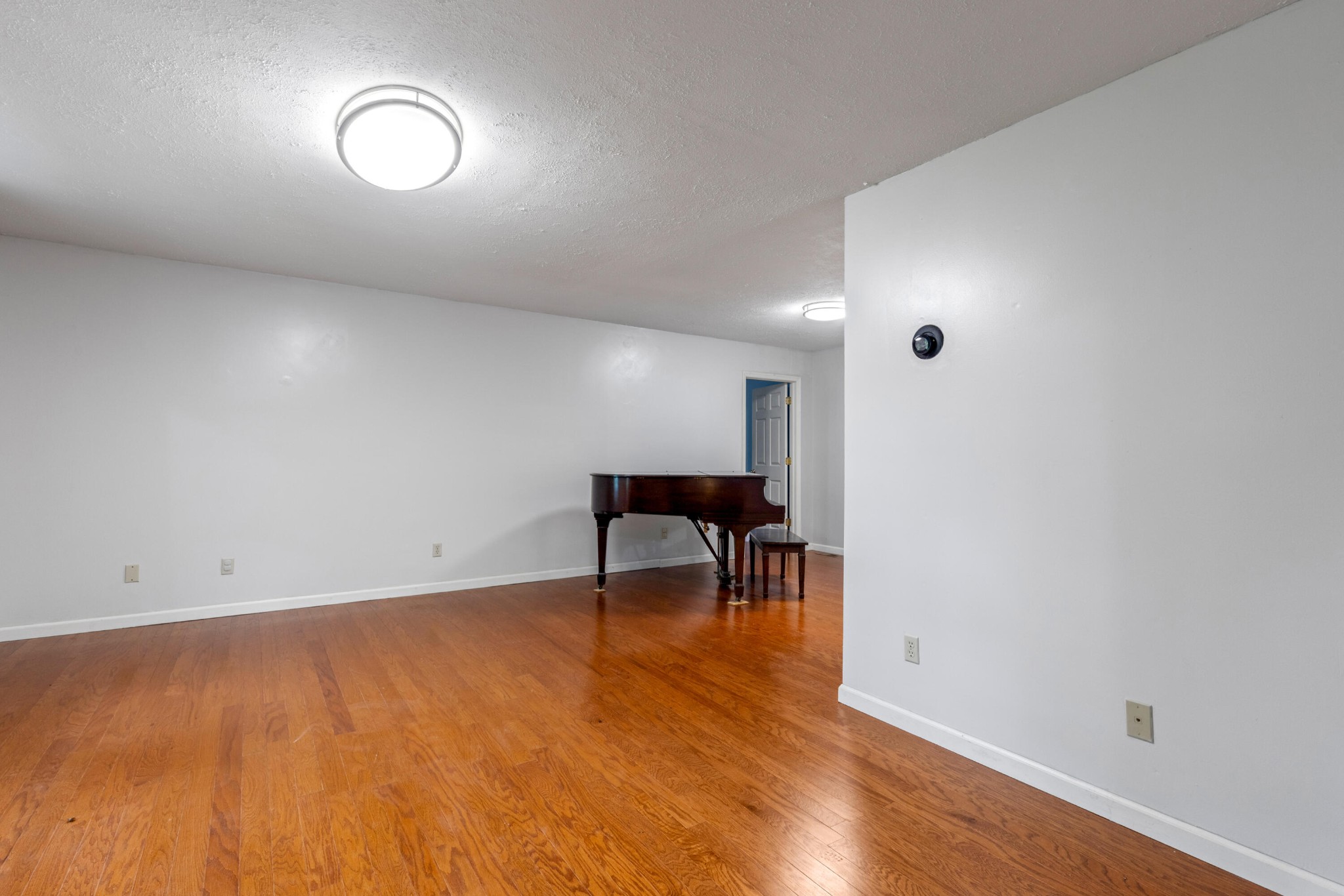 1824 Jackson Point Road Property Photo 6