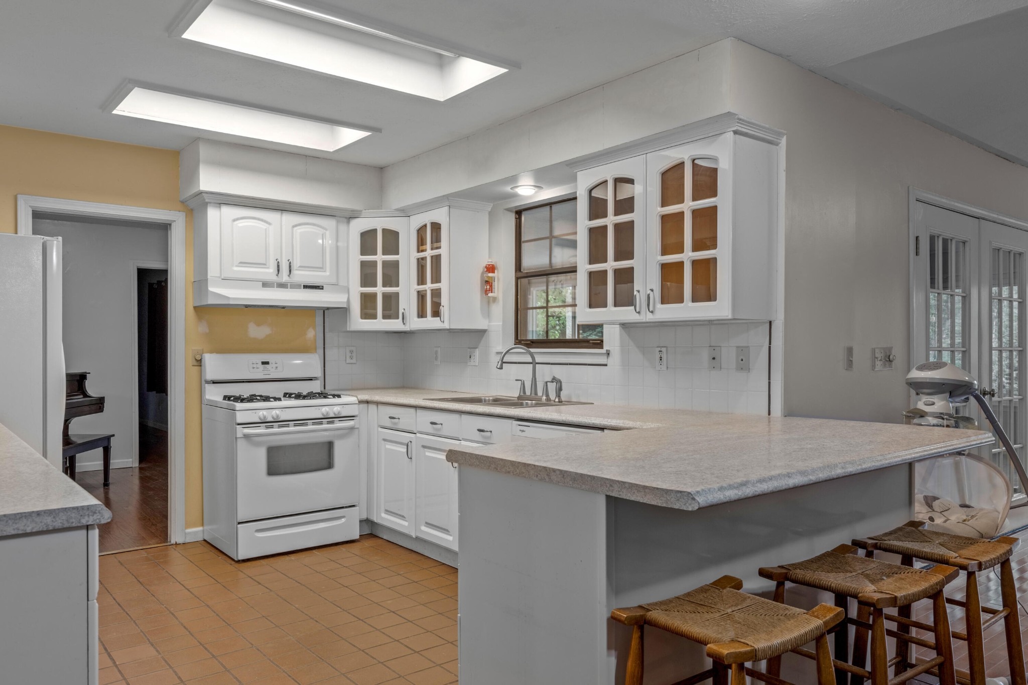 1824 Jackson Point Road Property Photo 16