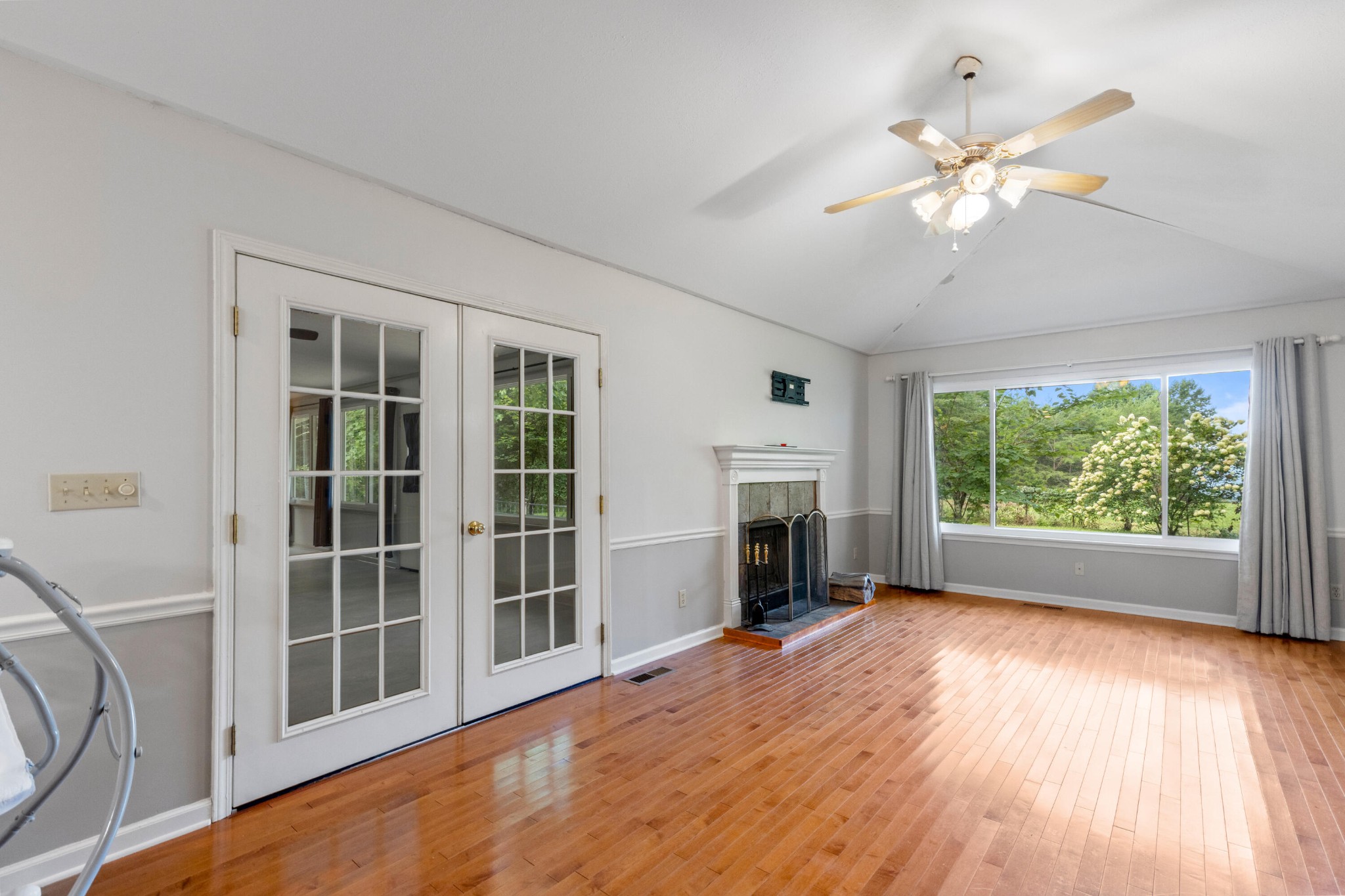 1824 Jackson Point Road Property Photo 18