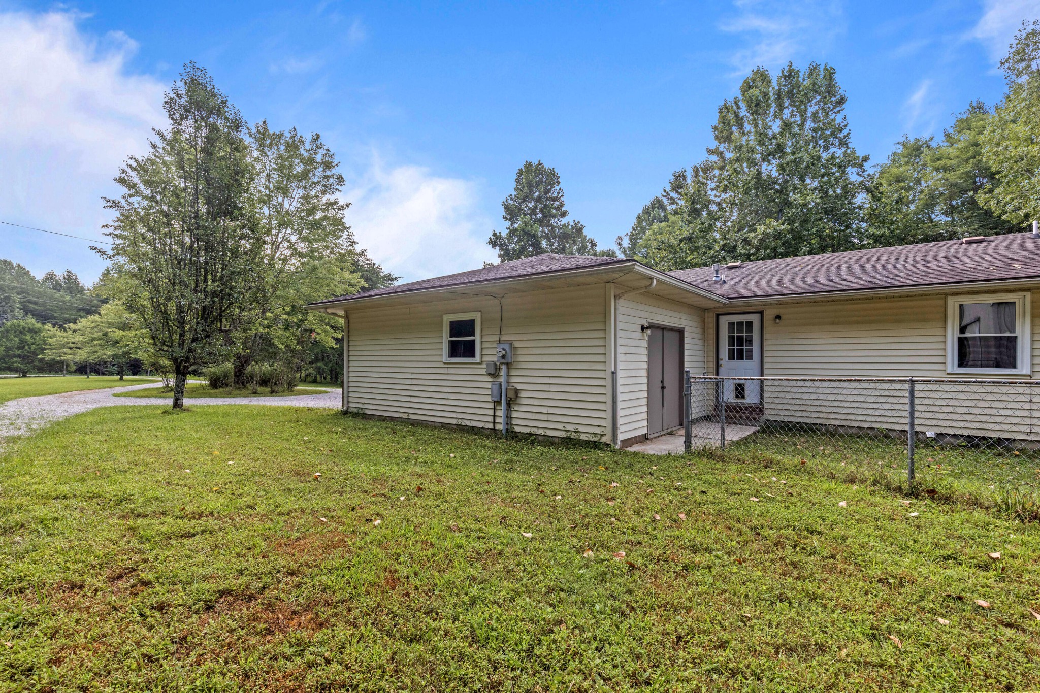 1824 Jackson Point Road Property Photo 36