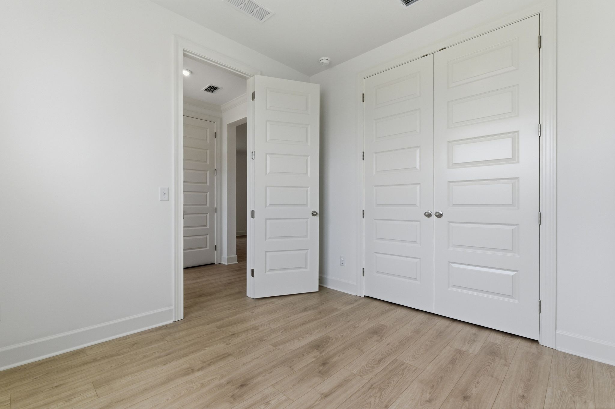 2029 Holbrook Road Property Photo 12