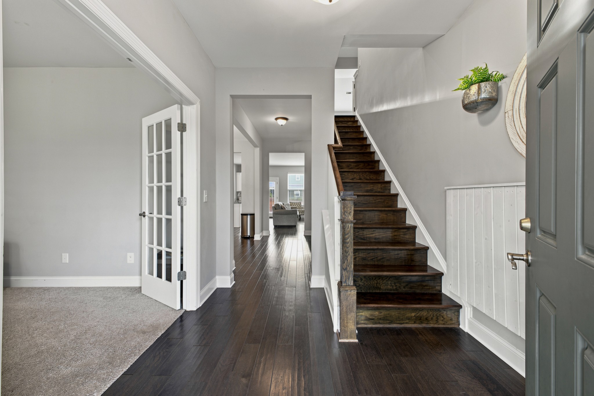 1222 Appian Way Property Photo 5