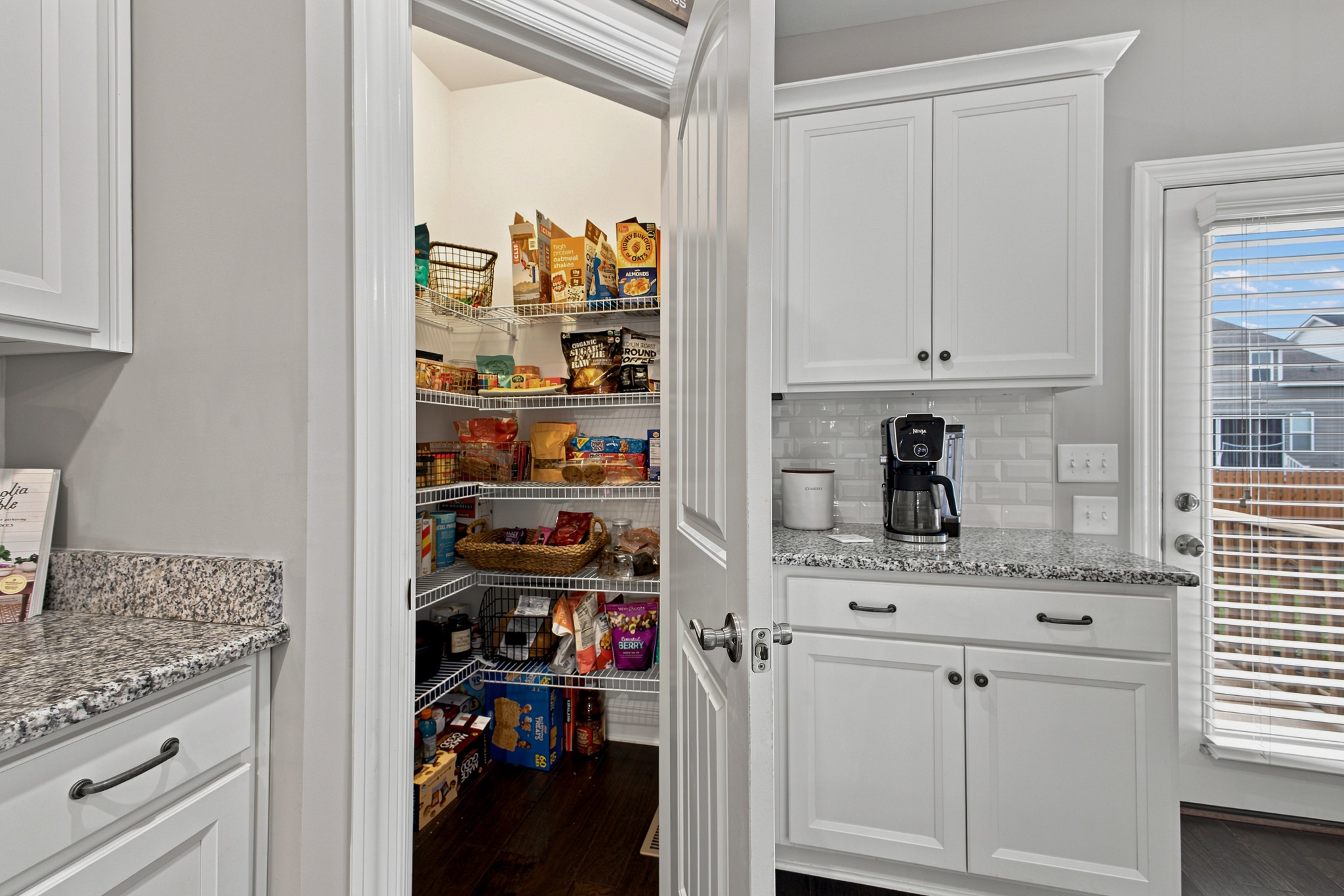 1222 Appian Way Property Photo 17