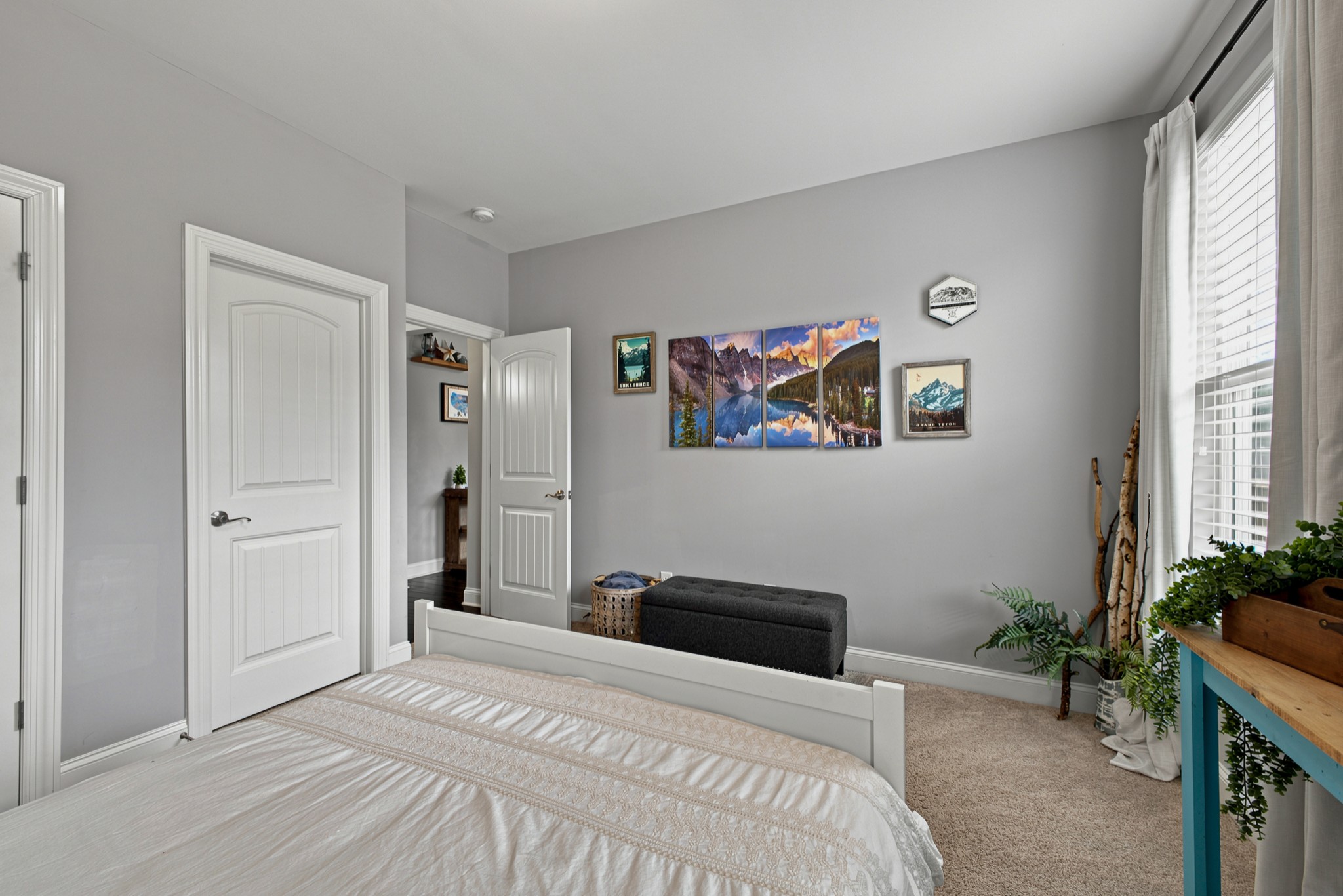 1222 Appian Way Property Photo 21