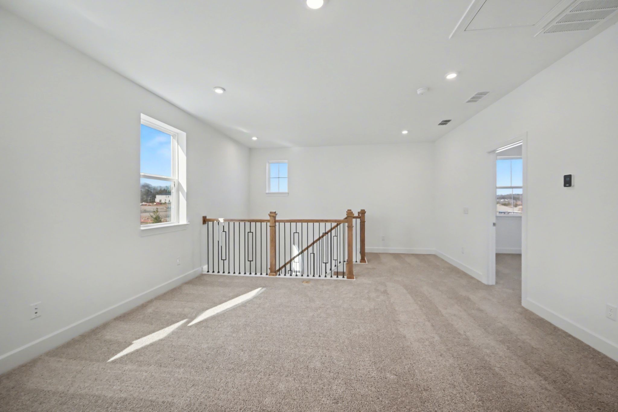 1208 Wallace Way Property Photo 23