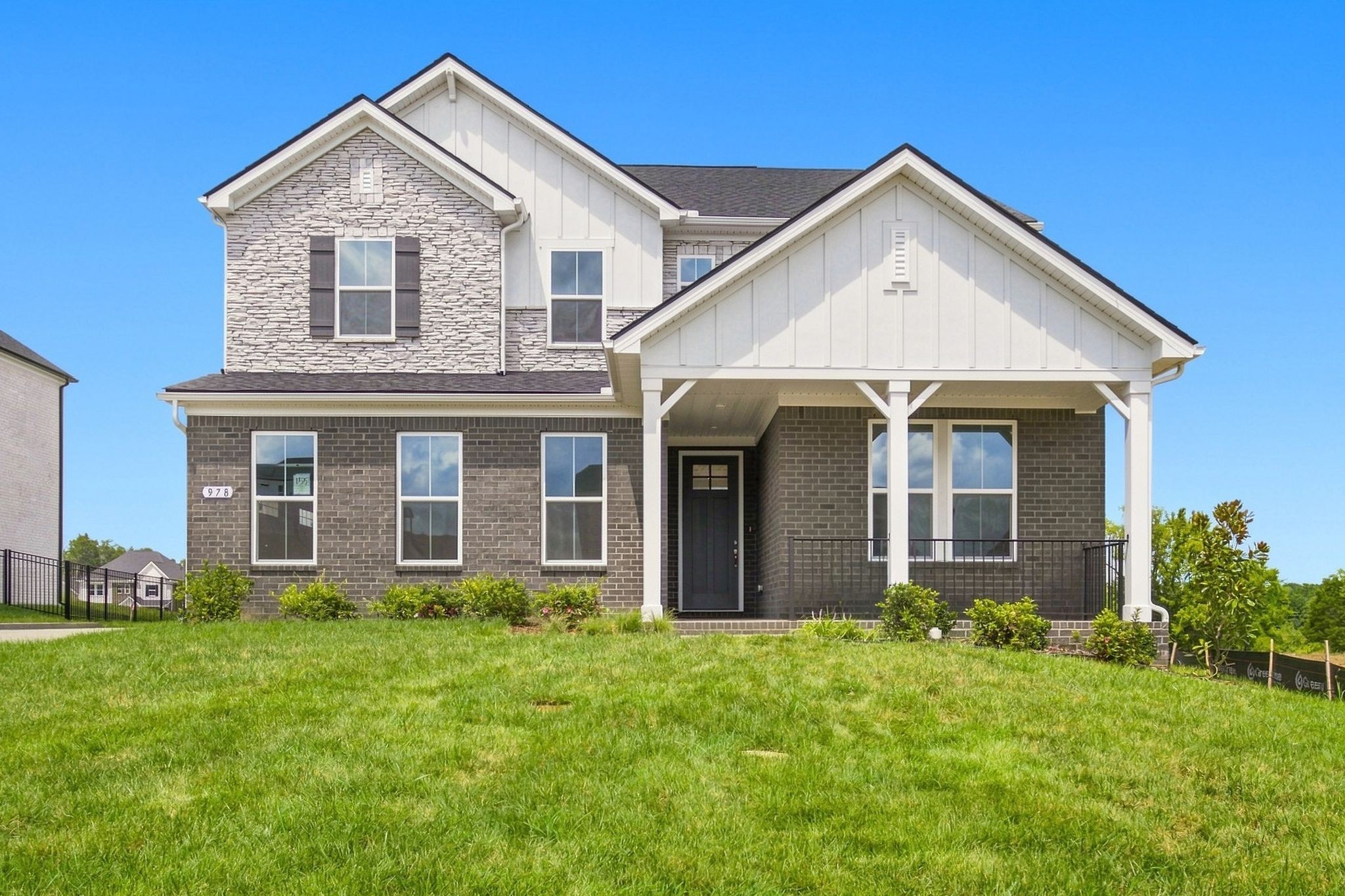 978 Champions Circle Property Photo 1