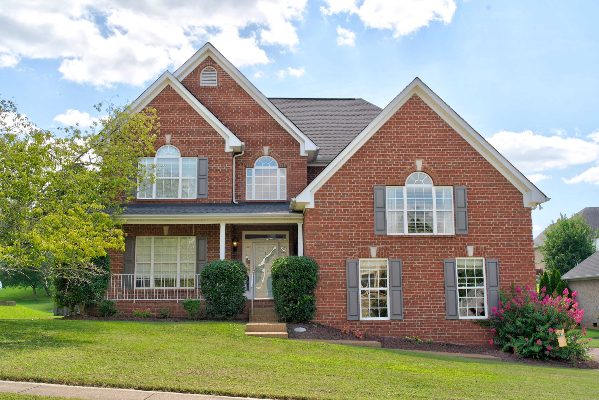105 Cresthaven Ct