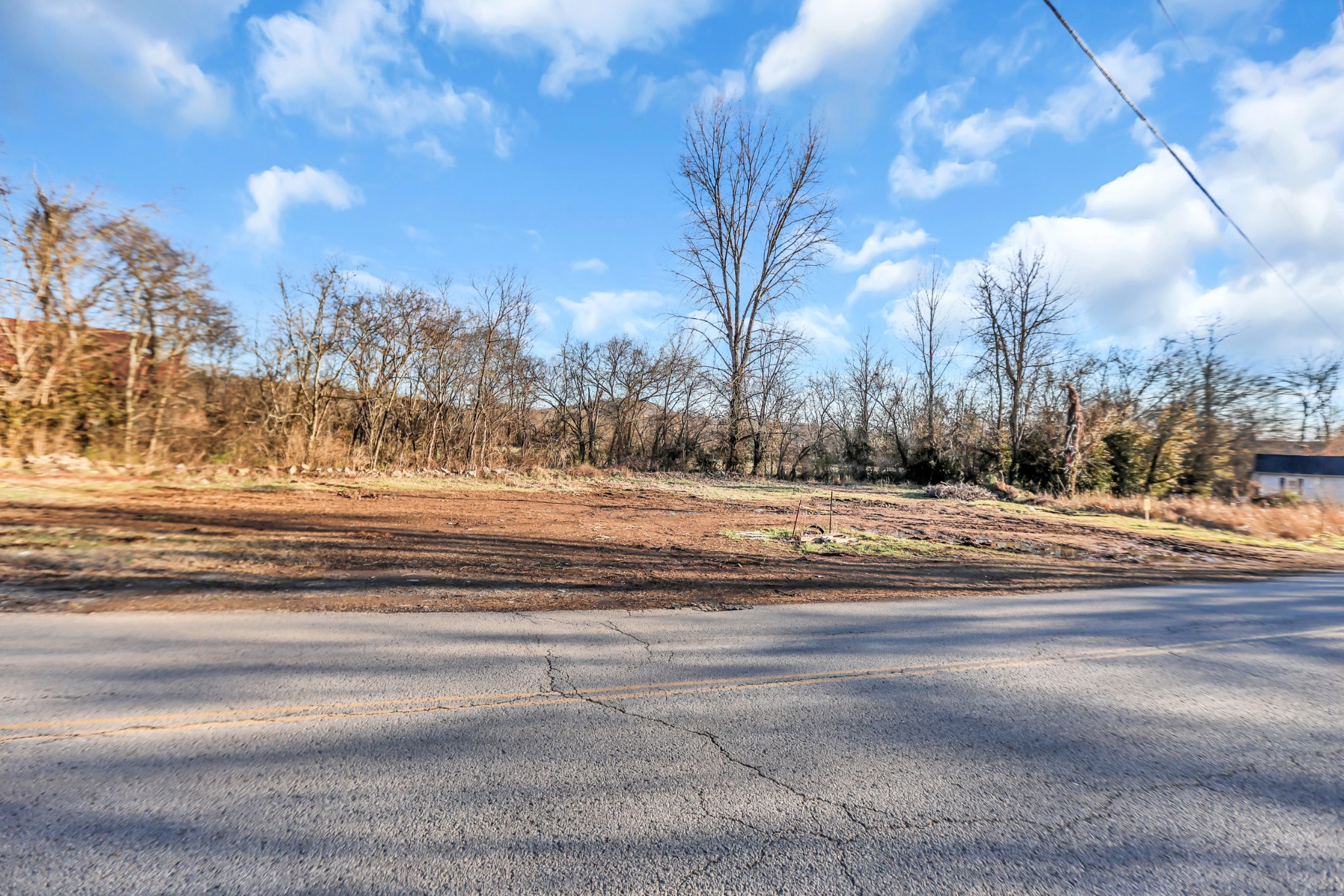 628 Old Highway 31 E 3 Property Photo 1