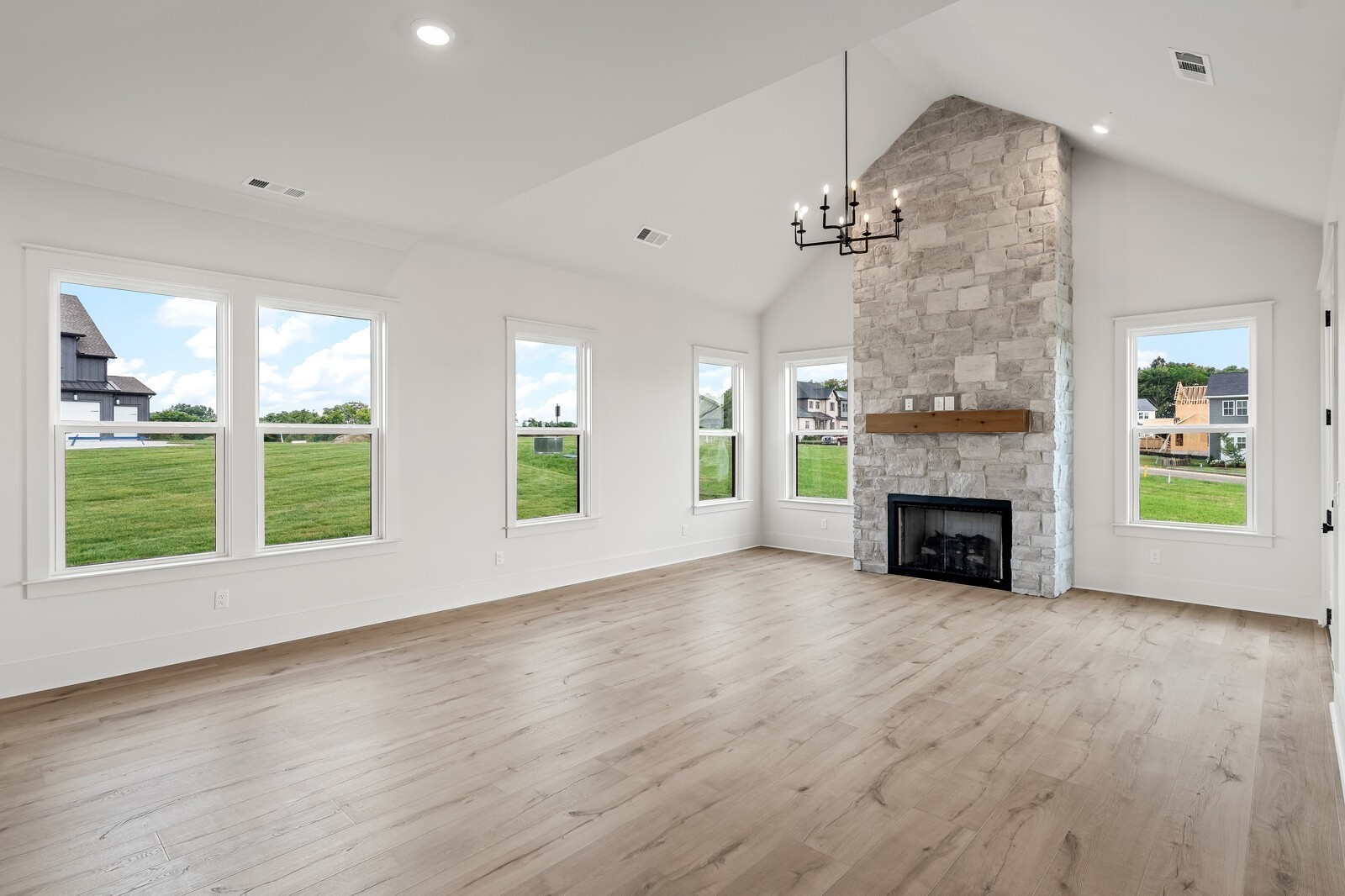 5128 Rambler Loop Property Photo 16