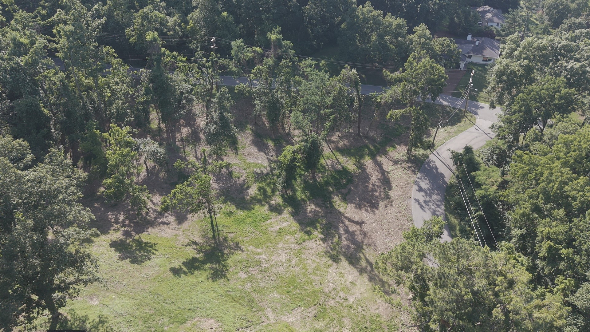 1045 Balmoral Dr Property Photo 33