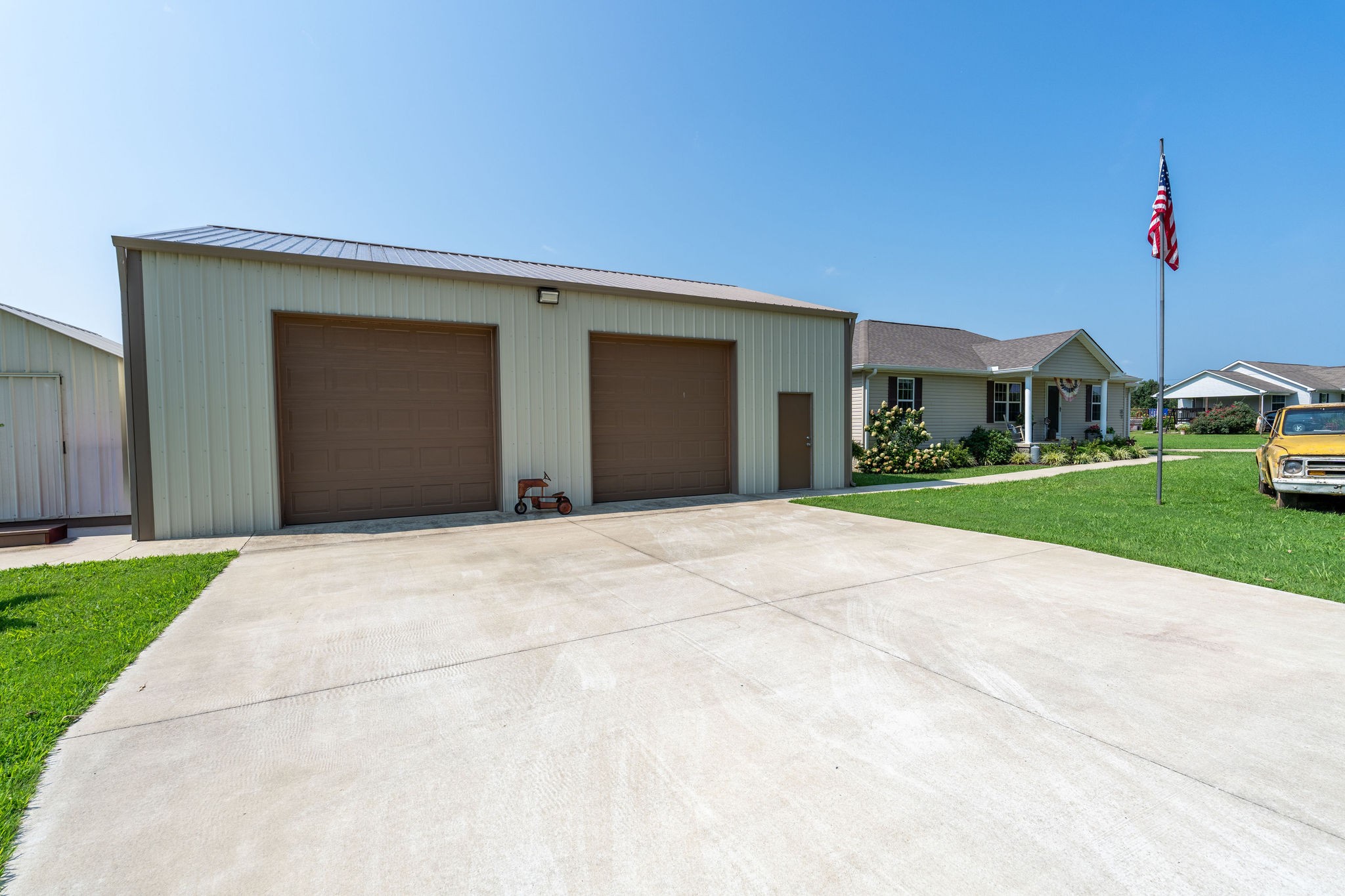 97 Brace Loop Property Photo 6
