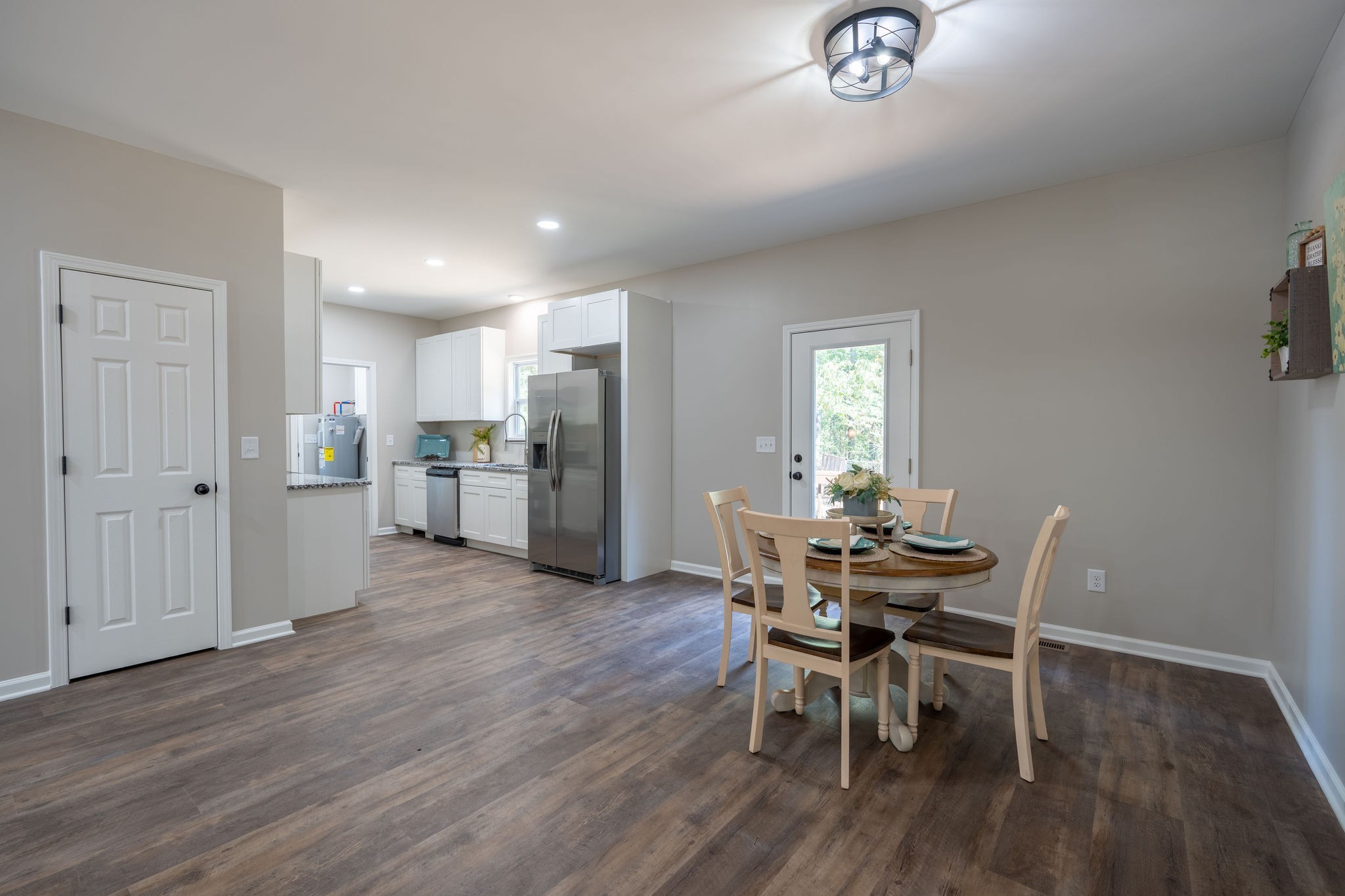 415 Market St Property Photo 7